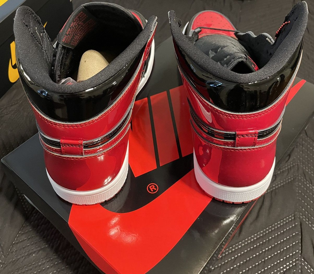 Jordan Brand Air Jordan 1 Bred Size US 11 / EU 44 - 2 Thumbnail