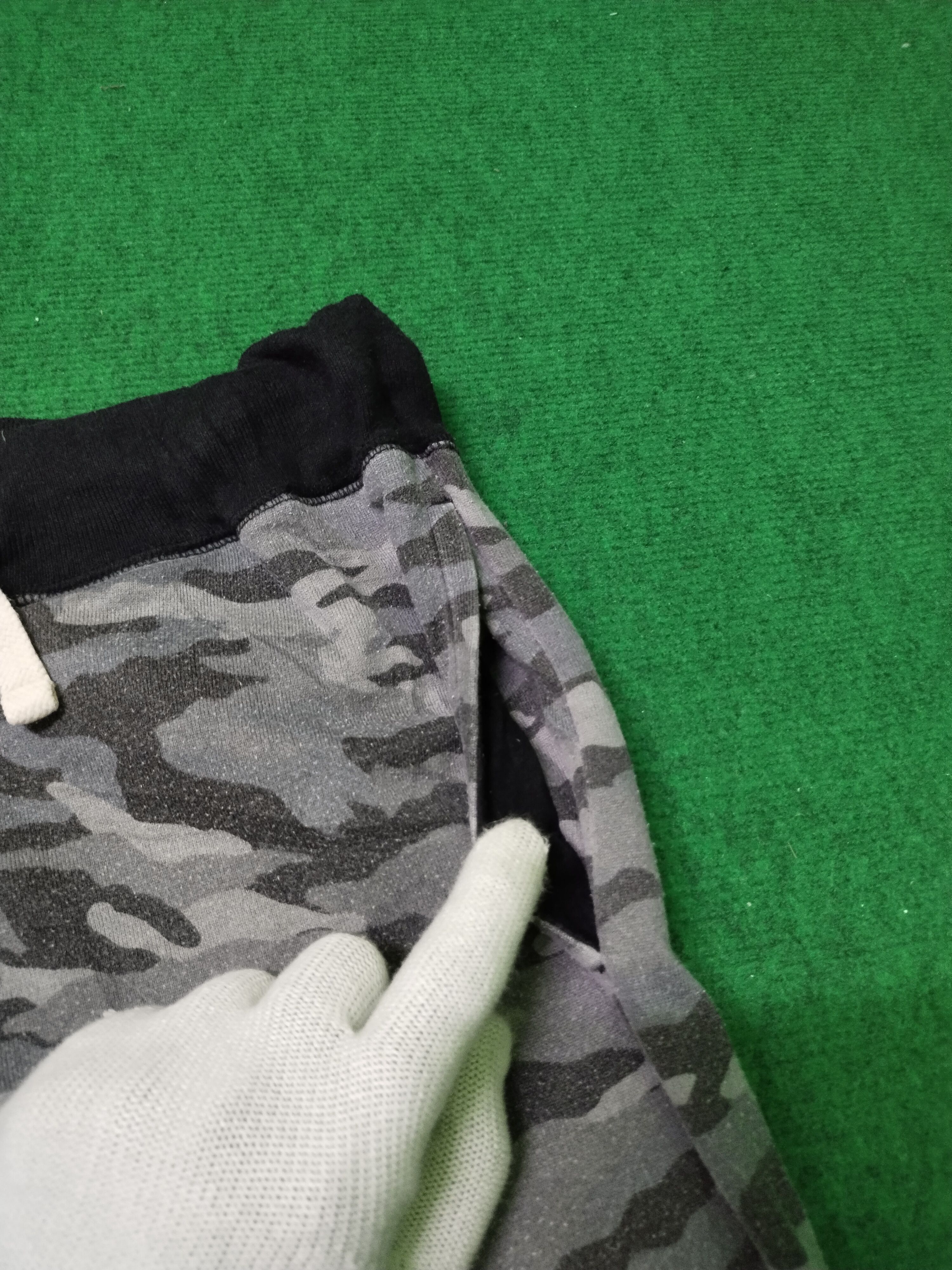 Fila × If Six Was Nine × Vintage Mens Camouflage Track Pants FILA Slim Fit Military Size US 30 / EU 46 - 3 Thumbnail