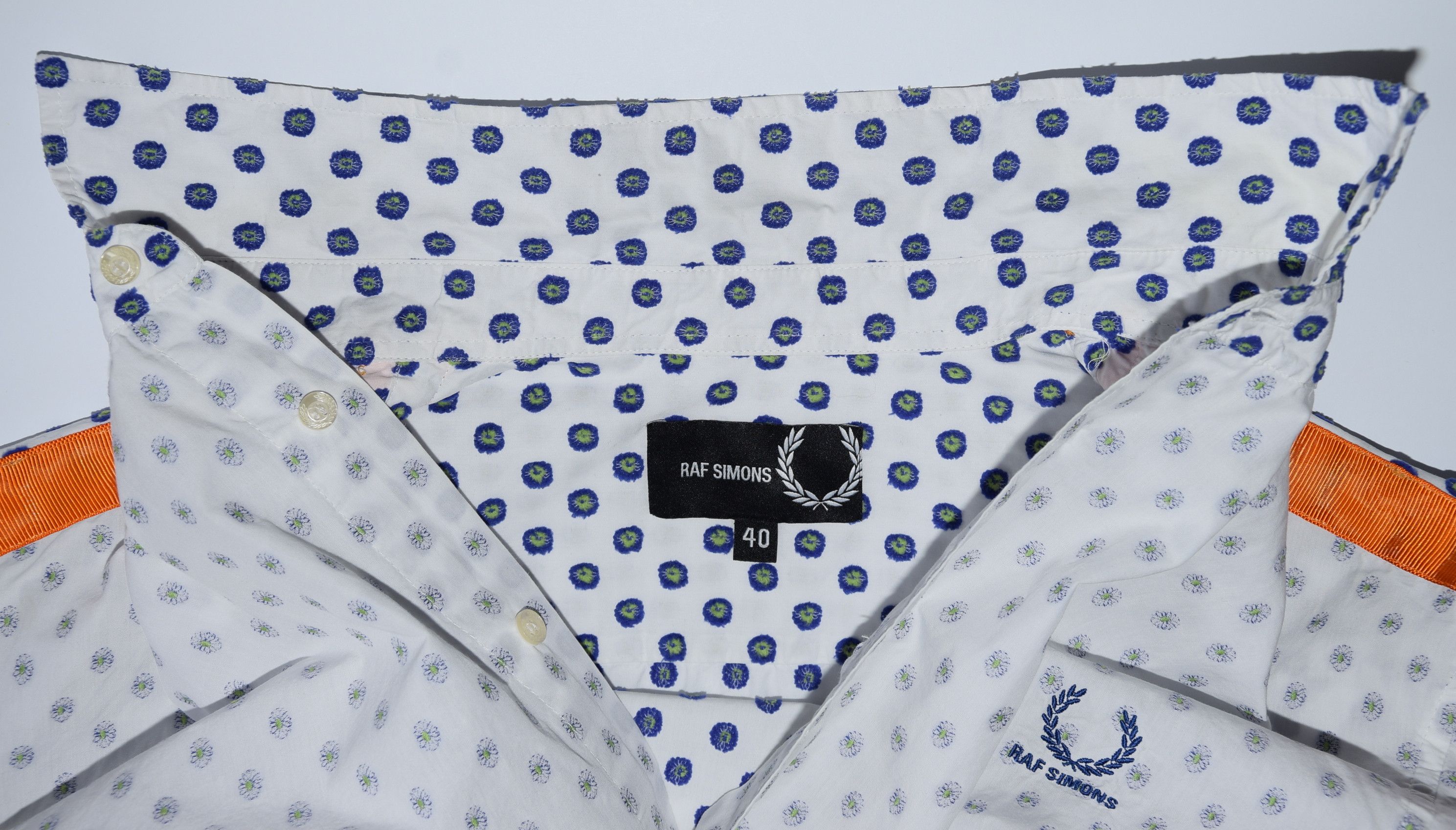 Fred Perry × Raf Simons RAF SIMON x FRED PERRY FLORAL TAPE SHIRT 40 ~ M P2P 20.5" Size US M / EU 48-50 / 2 - 14 Thumbnail