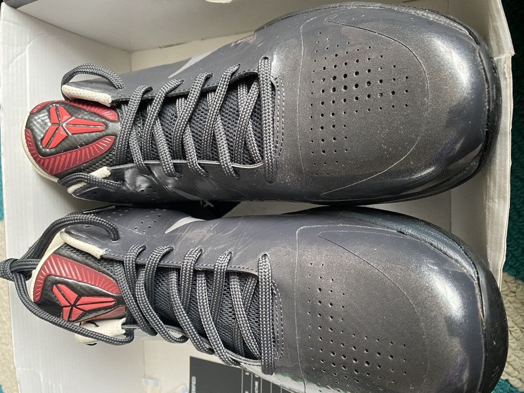 Nike BOGO Kobe 5 Aston Martin Size US 12 / EU 45 - 3 Thumbnail