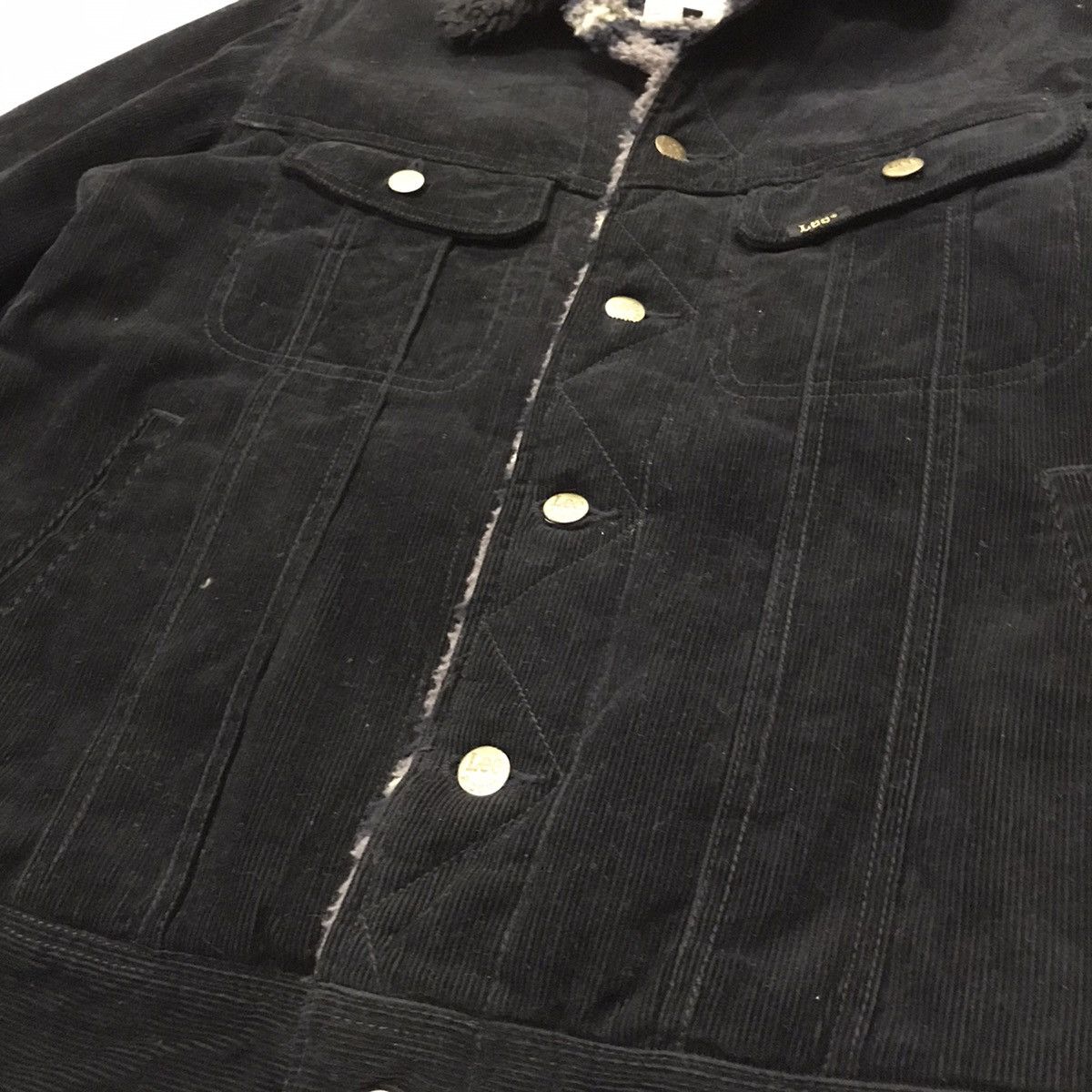 Lee Lee corduroy trucker sherpa jacket black Size US M / EU 48-50 / 2 - 9 Thumbnail