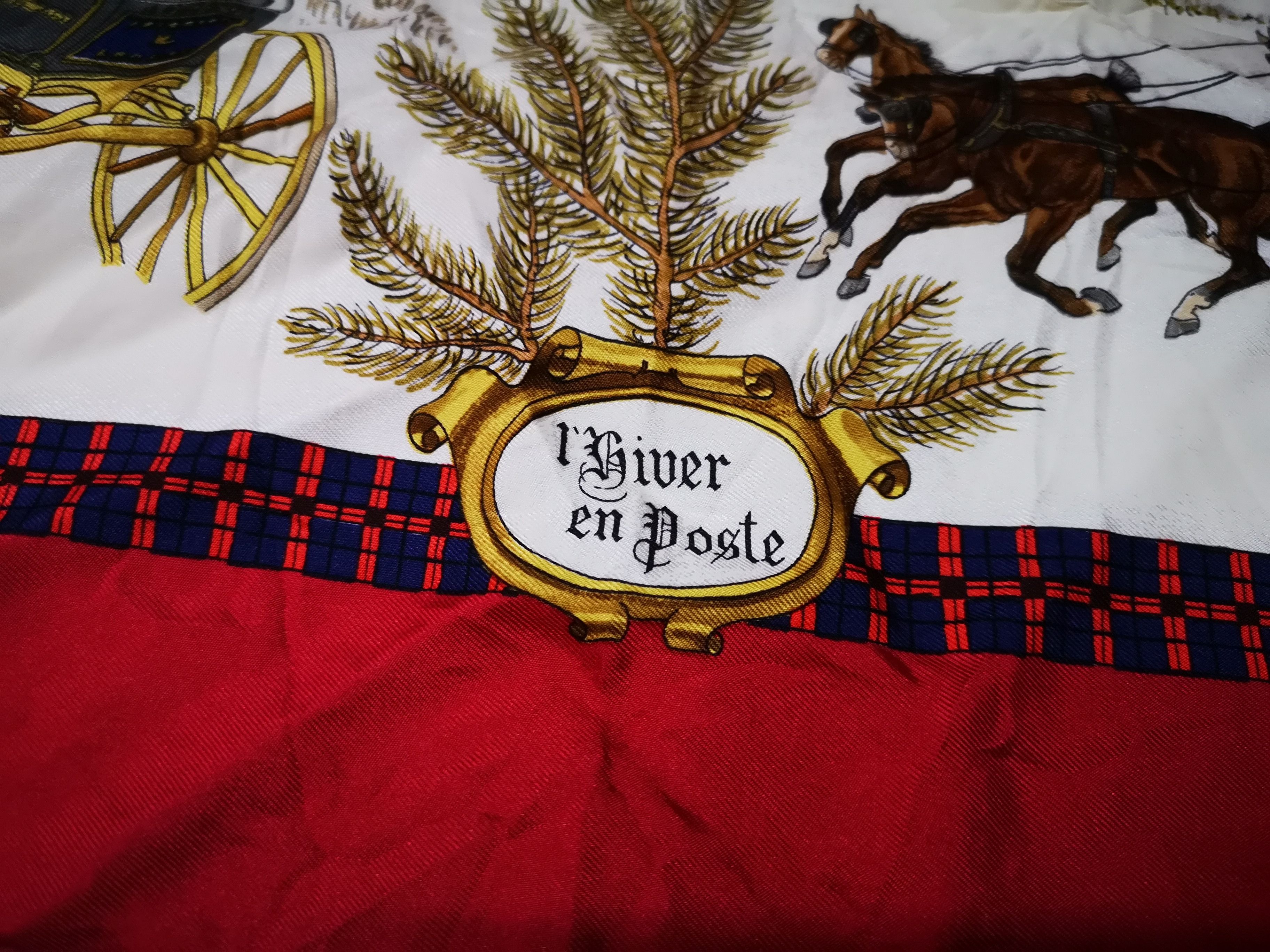 Hermes 🔥STEAL🔥AUNTHETIC Vintage Hermès silk scarf Size ONE SIZE - 2 Thumbnail