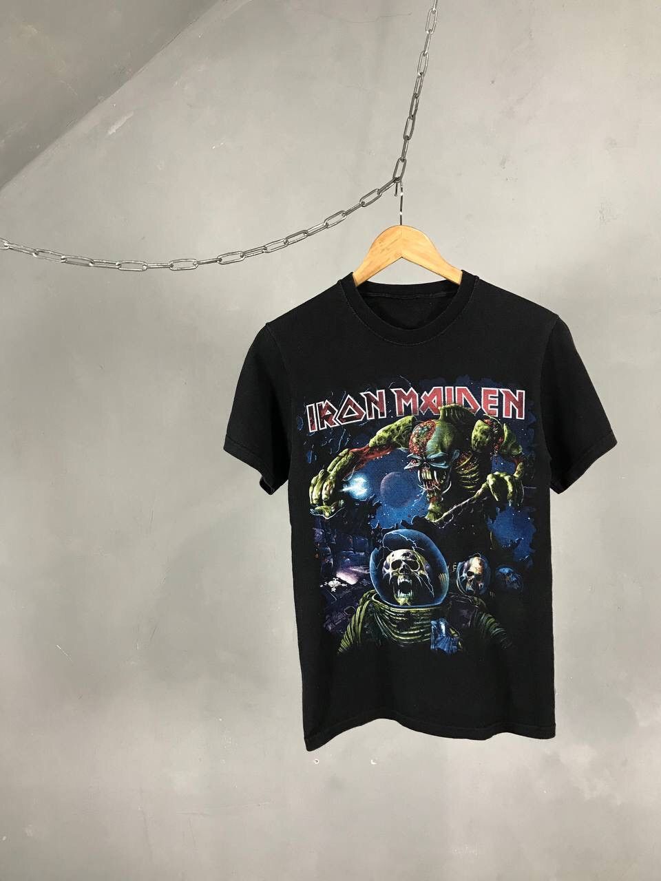Band Tees Iron Maiden vintage rock band tee Size US S / EU 44-46 / 1 - 1 Thumbnail