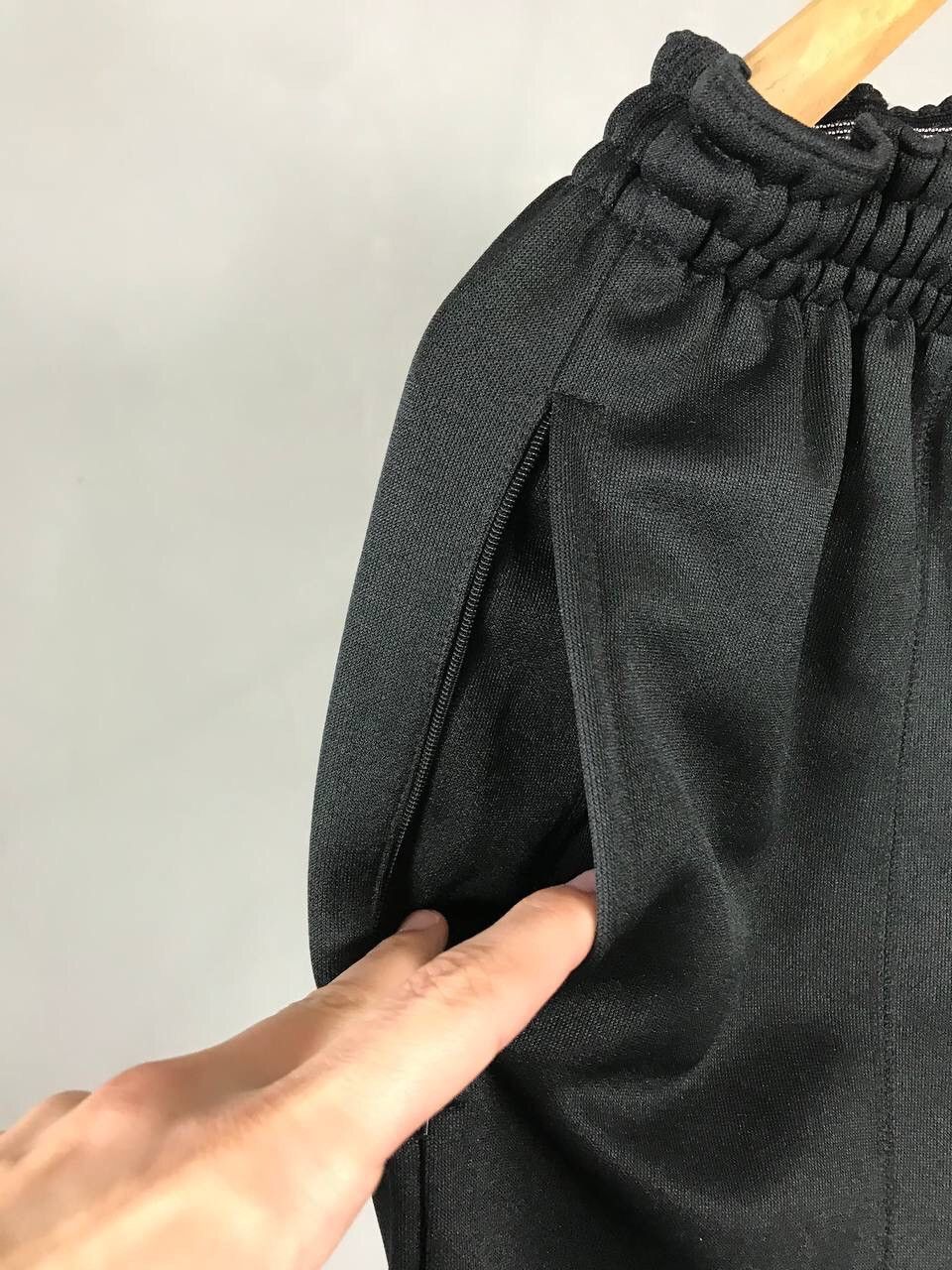 Vintage Nike swoosh streetwear vintage black shorts Size US 30 / EU 46 - 4 Thumbnail