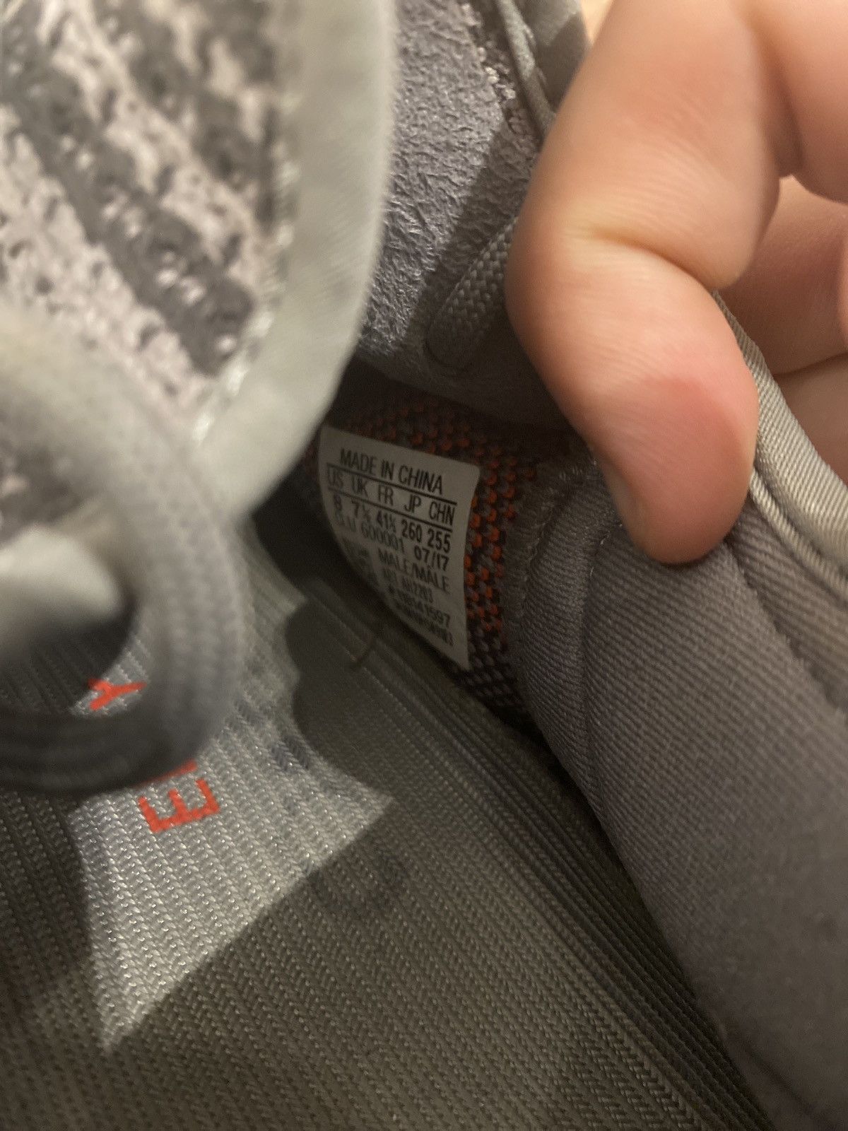 Adidas × Kanye West Yeezy belugas 350 v2 Size US 8 / EU 41 - 3 Thumbnail