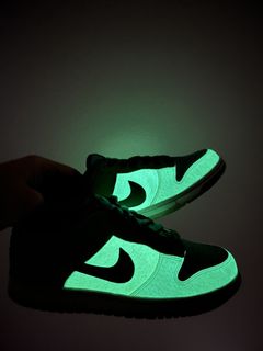 Nike dunk high on sale glow in the dark