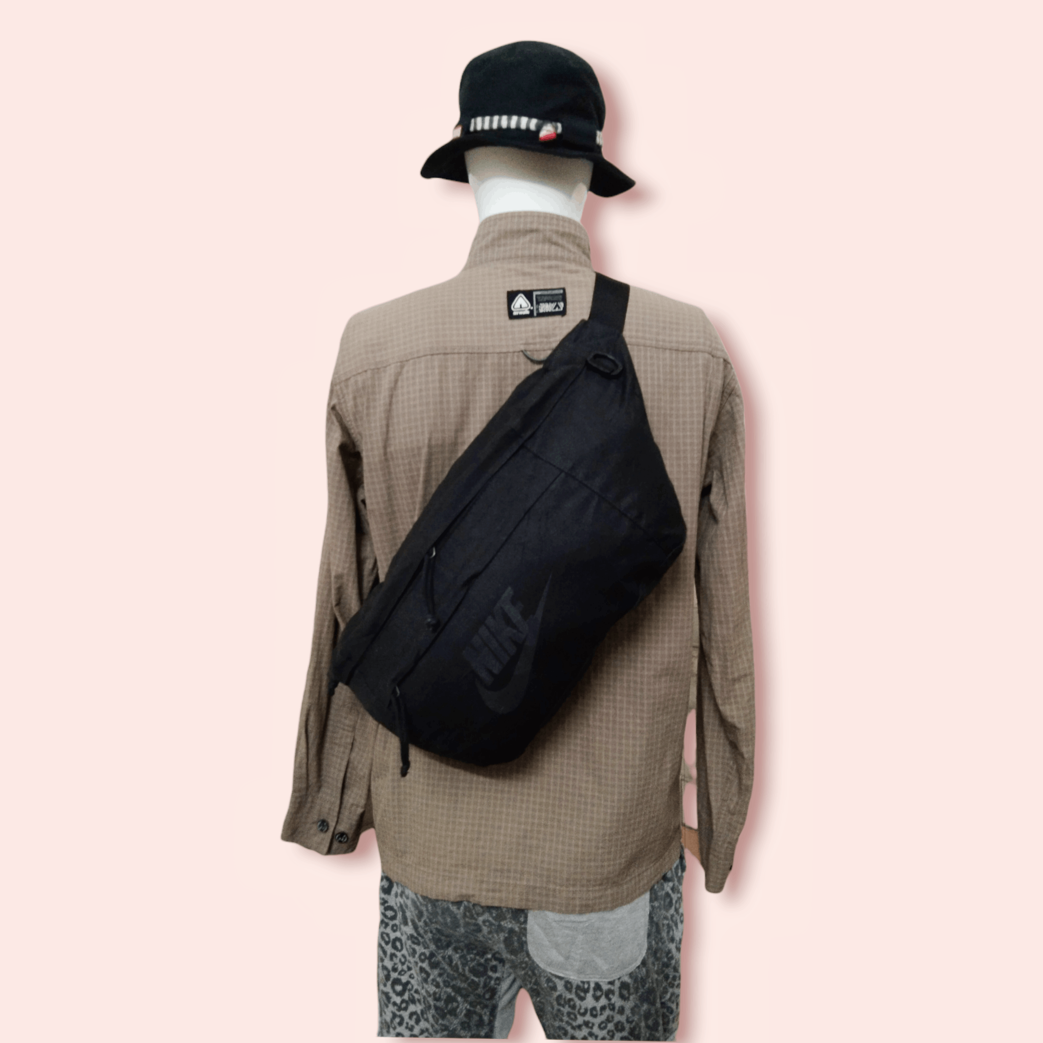 Nike NIKE TRIPLE BLACK LOGO FANNY PAC/BODYBAG/WAISTBAG Size ONE SIZE - 4 Thumbnail