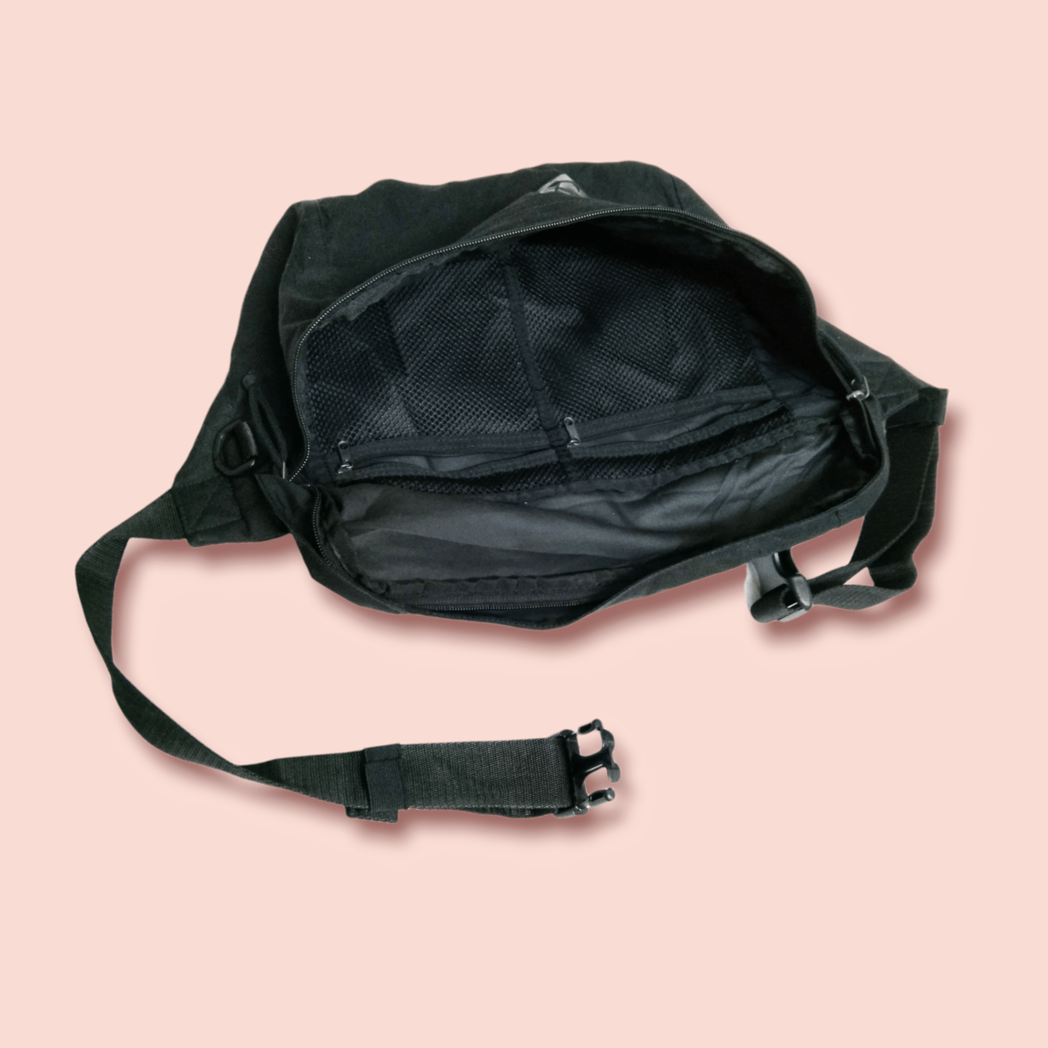 Nike NIKE TRIPLE BLACK LOGO FANNY PAC/BODYBAG/WAISTBAG Size ONE SIZE - 22 Thumbnail