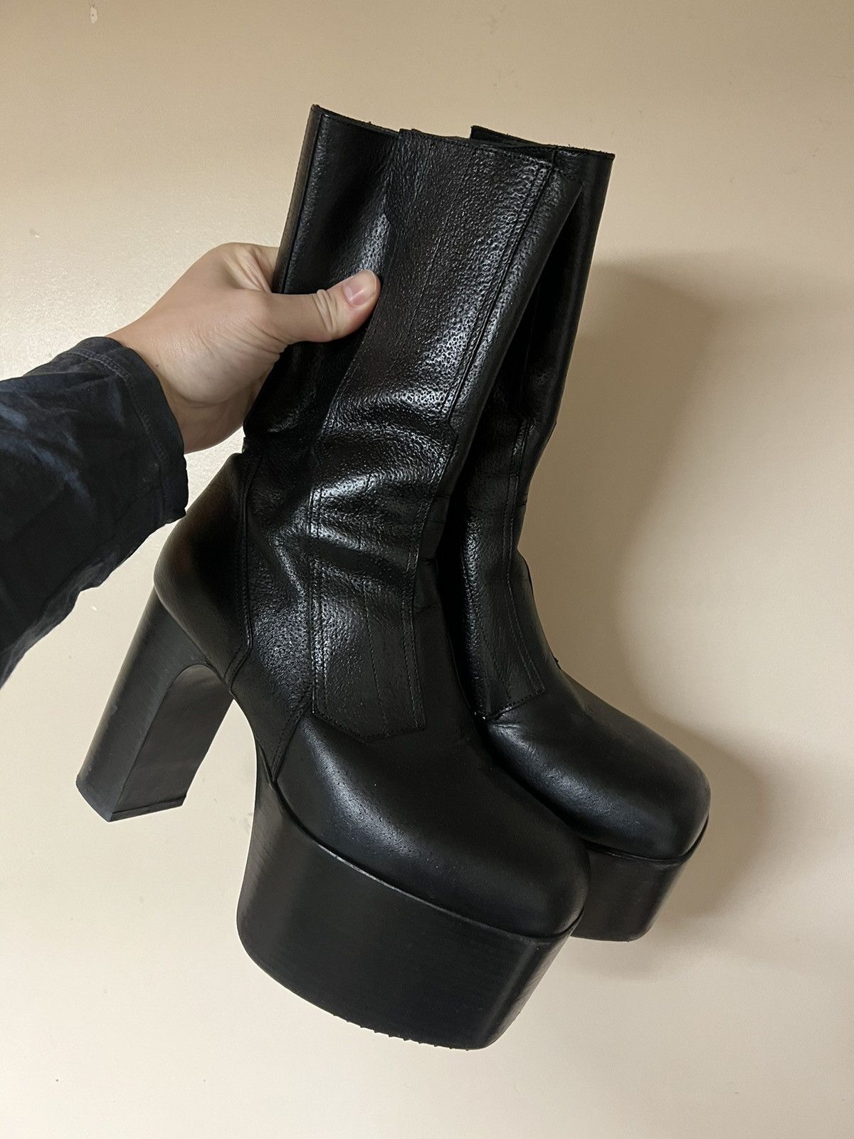 Rick Owens Moto Chelsea kiss boots | Grailed