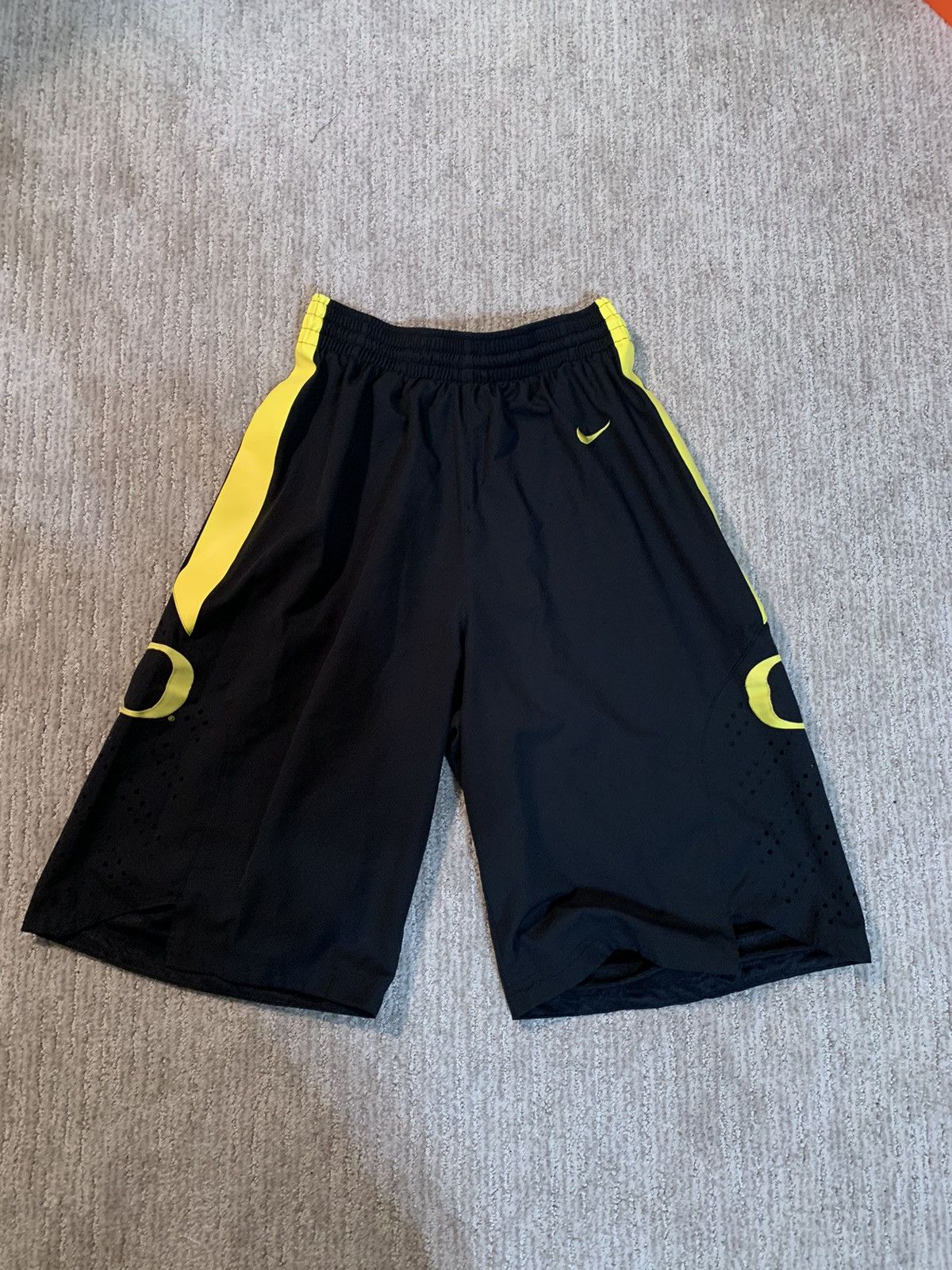 nike oregon basketball shorts
