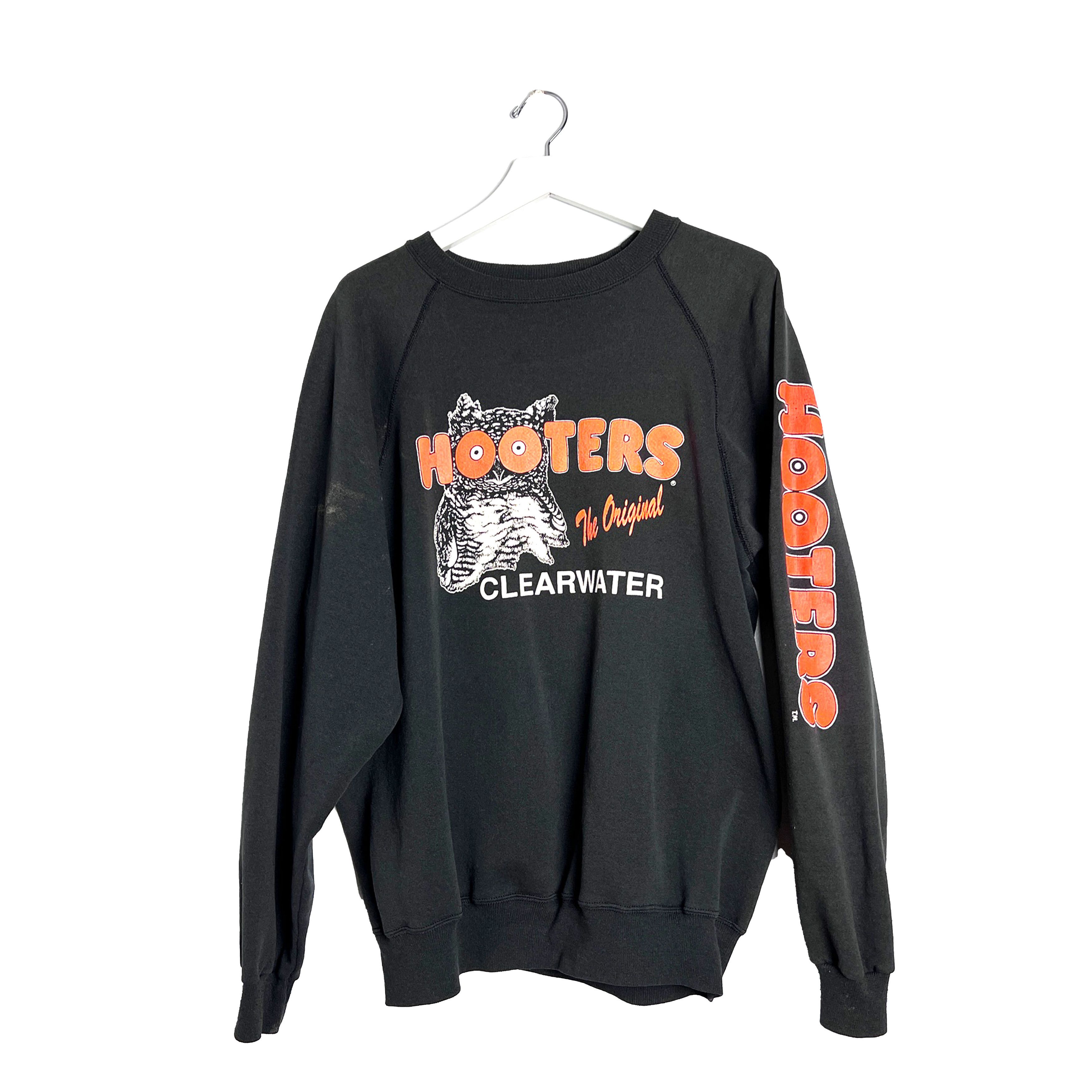 Vintage Hooters Clearwater Distressed Sweatshirt Size US L / EU 52-54 / 3 - 1 Thumbnail