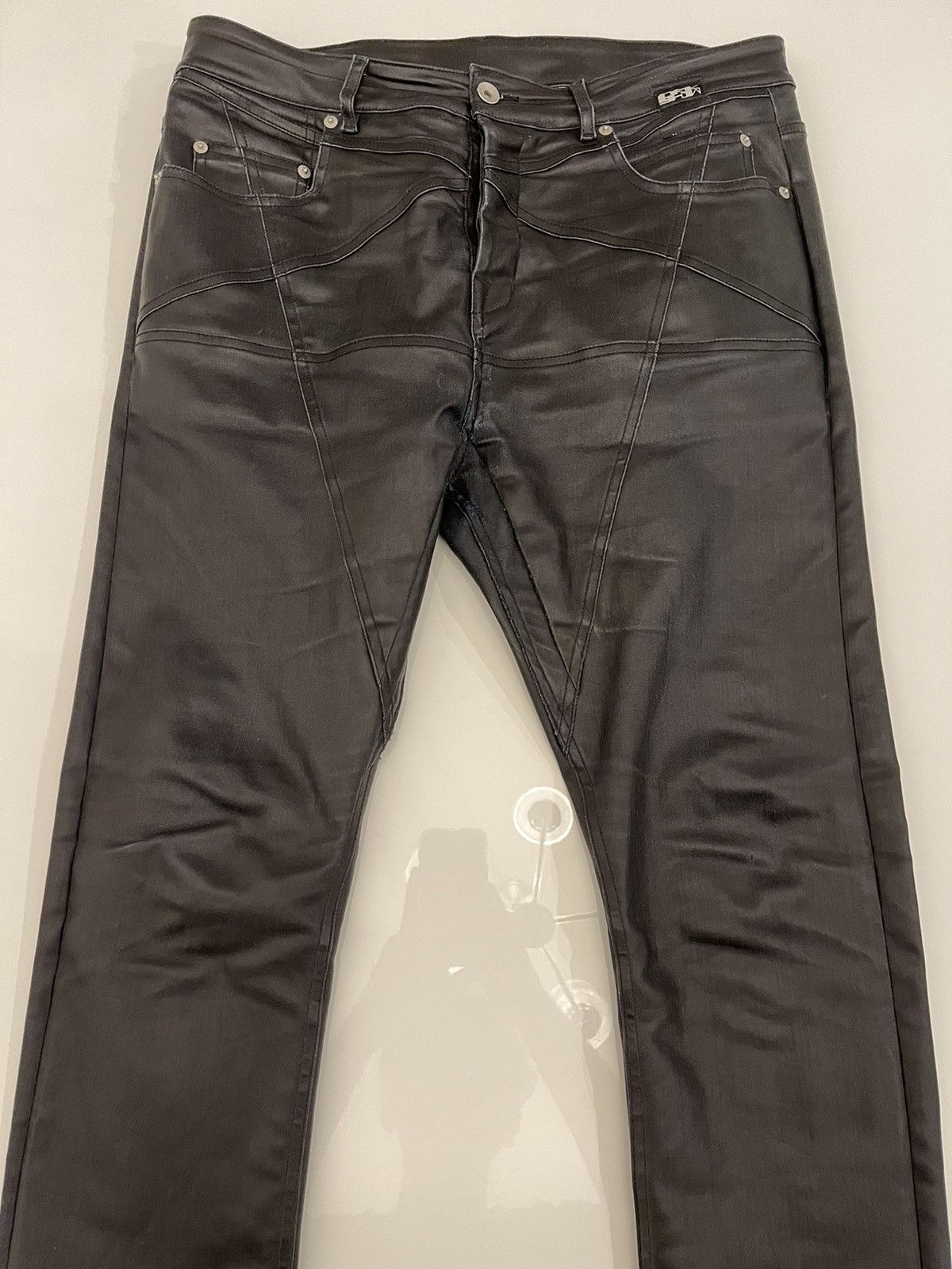 Rick Owens Drkshdw Rick Owens Drkshdw Heaviest Waxed Coated Jeans Detroit Cut Size US 32 / EU 48 - 3 Thumbnail