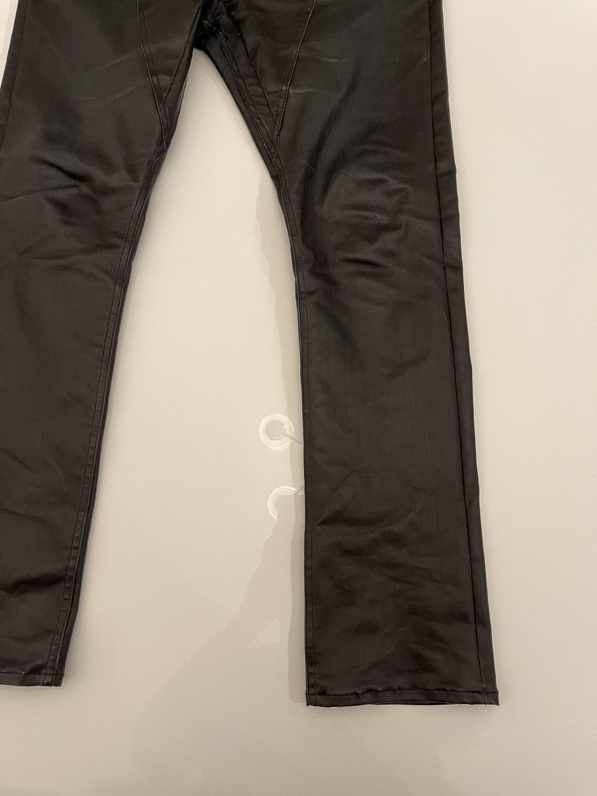 Rick Owens Drkshdw Rick Owens Drkshdw Heaviest Waxed Coated Jeans Detroit Cut Size US 32 / EU 48 - 8 Thumbnail
