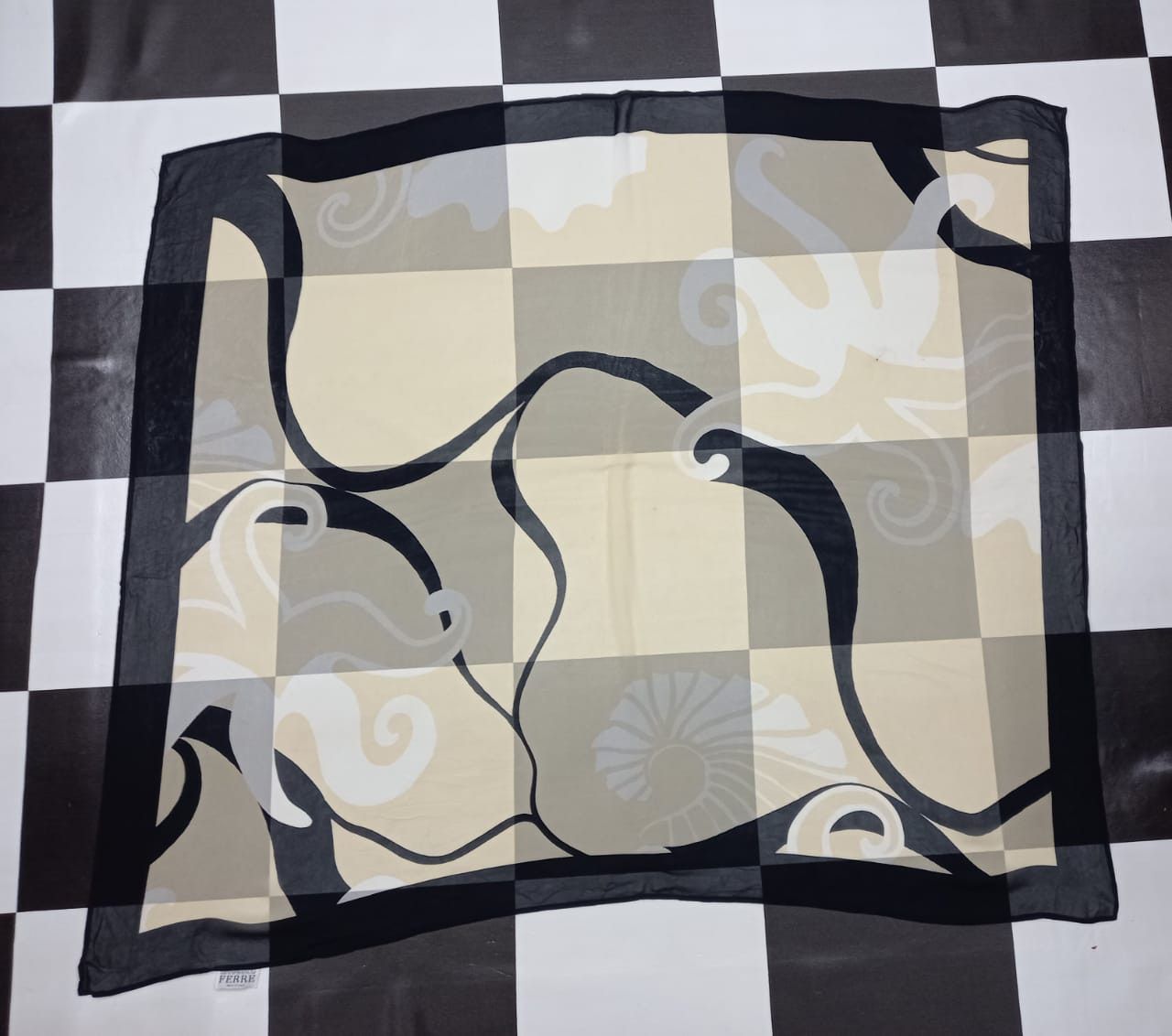 Gianfranco Ferre Gianfranco Ferre Scarf Size ONE SIZE - 1 Thumbnail