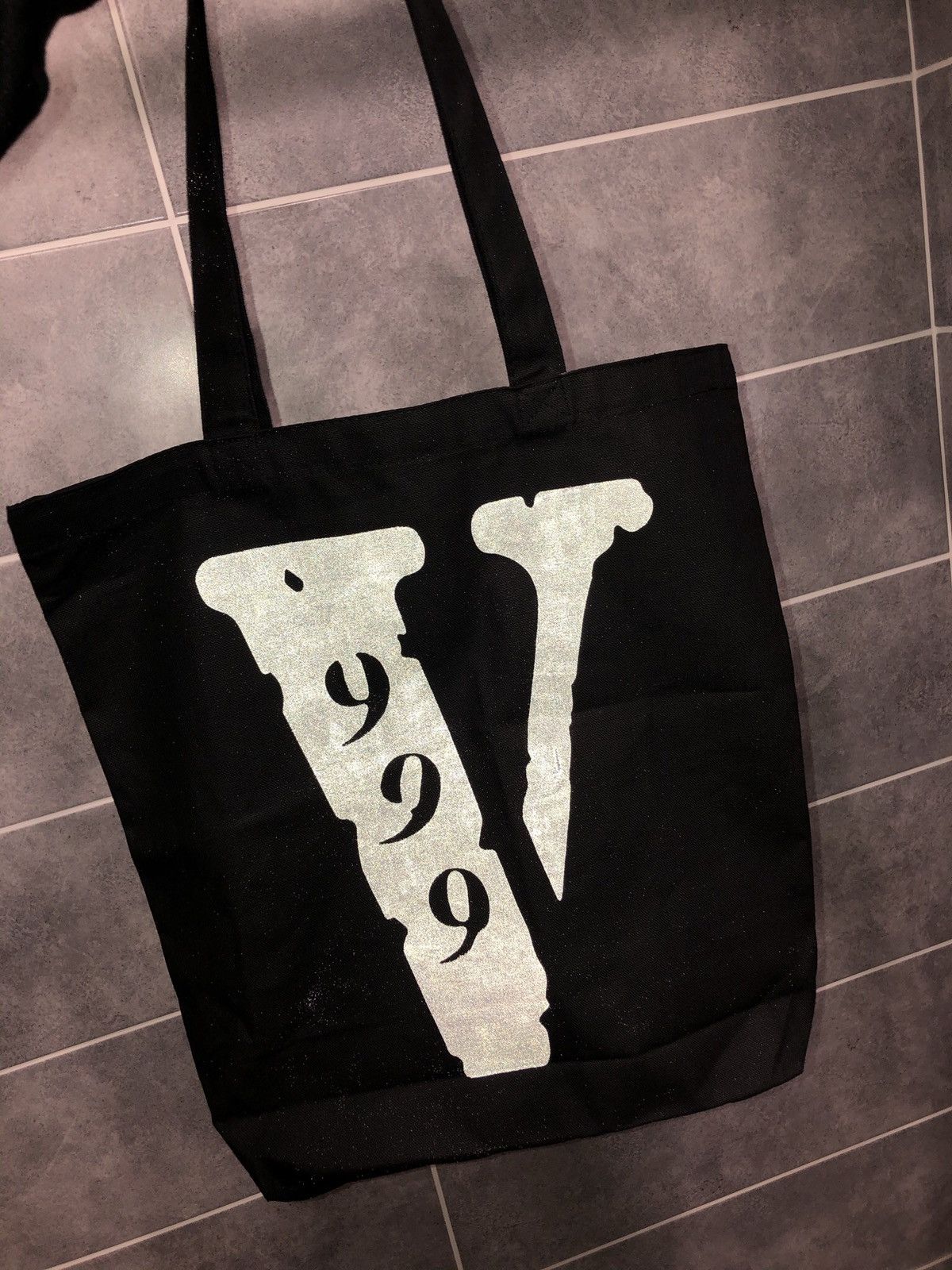 Vlone VLONE TOTE BAG | Grailed