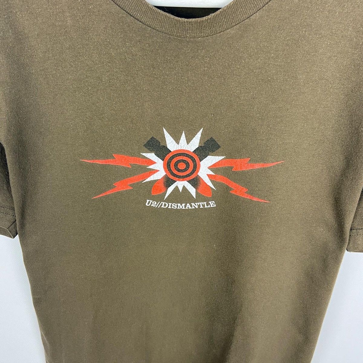 Band Tees Vintage 00s 2005 U2 Dismantle Vertigo brown tee size M Size US M / EU 48-50 / 2 - 5 Thumbnail
