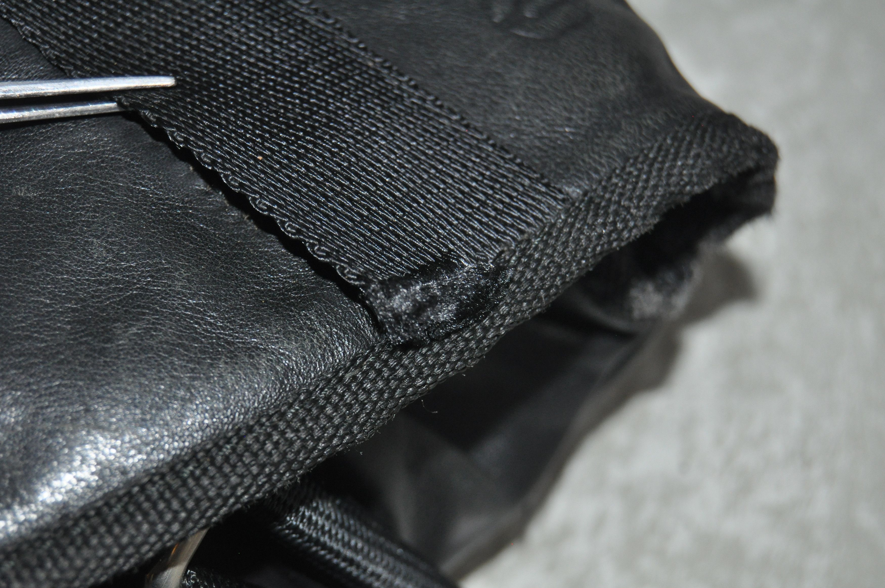 Miu Miu × Prada Miu Miu - F/W 99 - Mesh-Trim Leather Messenger Bag Size ONE SIZE - 5 Thumbnail