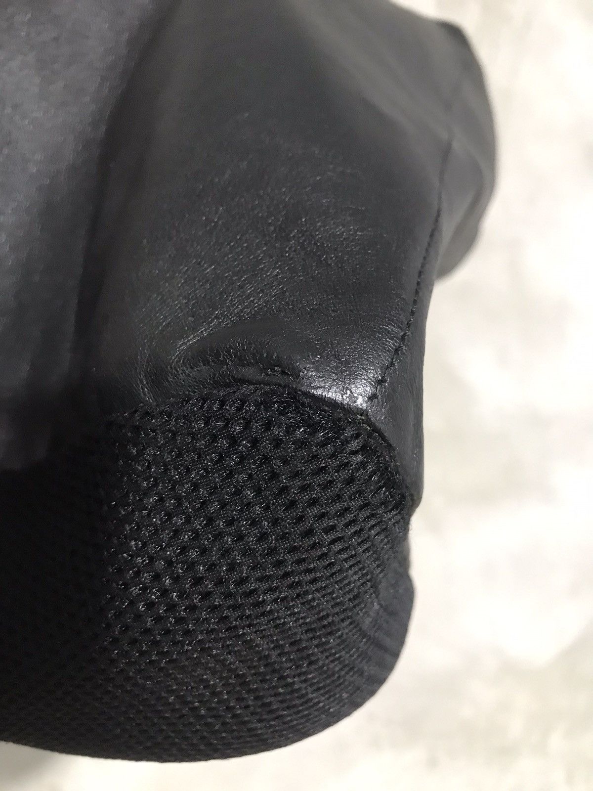 Miu Miu × Prada Miu Miu - F/W 99 - Mesh-Trim Leather Messenger Bag Size ONE SIZE - 14 Thumbnail