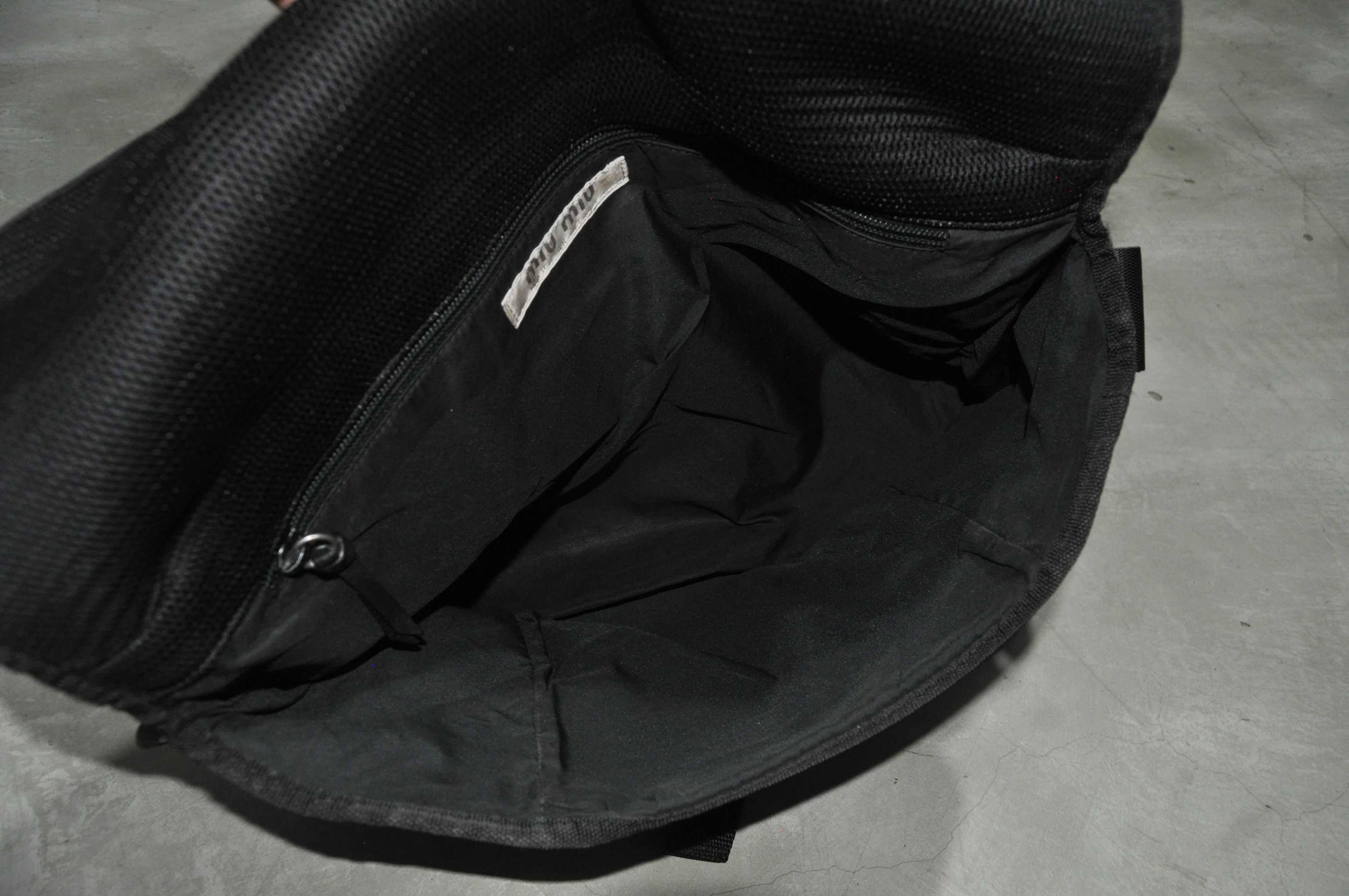 Miu Miu × Prada Miu Miu - F/W 99 - Mesh-Trim Leather Messenger Bag Size ONE SIZE - 10 Thumbnail