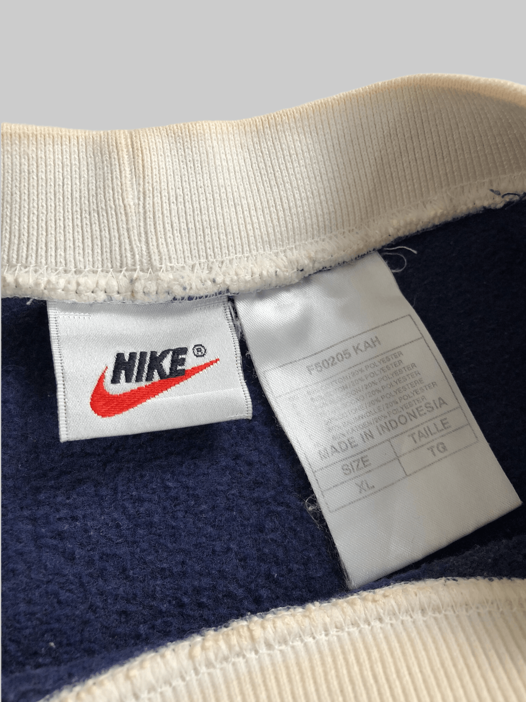Nike Vintage 90s Nike Basketball Center Swoosh Big Logo Size US XL / EU 56 / 4 - 24 Thumbnail