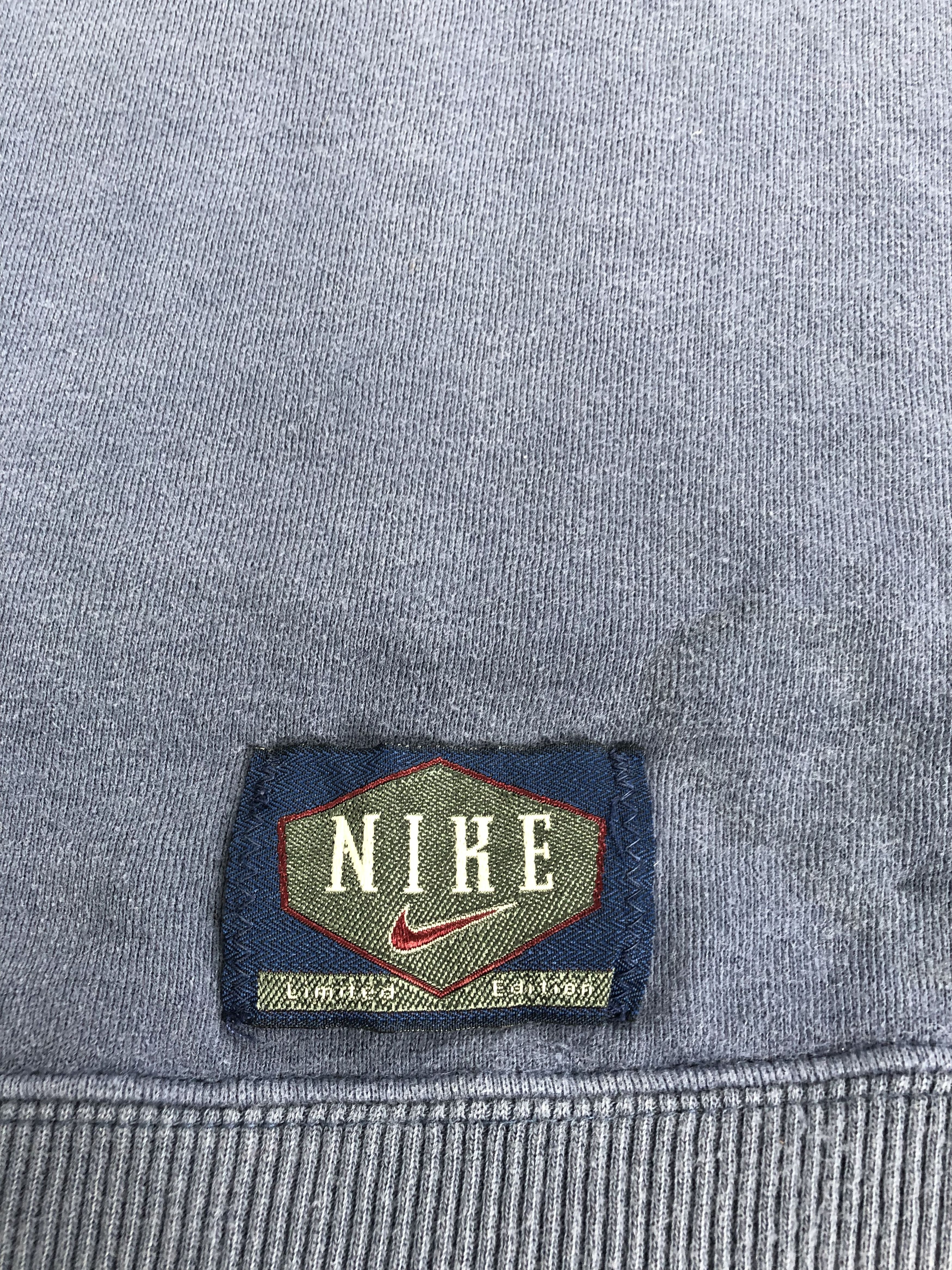 Nike Vintage 90s Nike Center Big Logo sweatshirts thrashed Size US XL / EU 56 / 4 - 14 Thumbnail