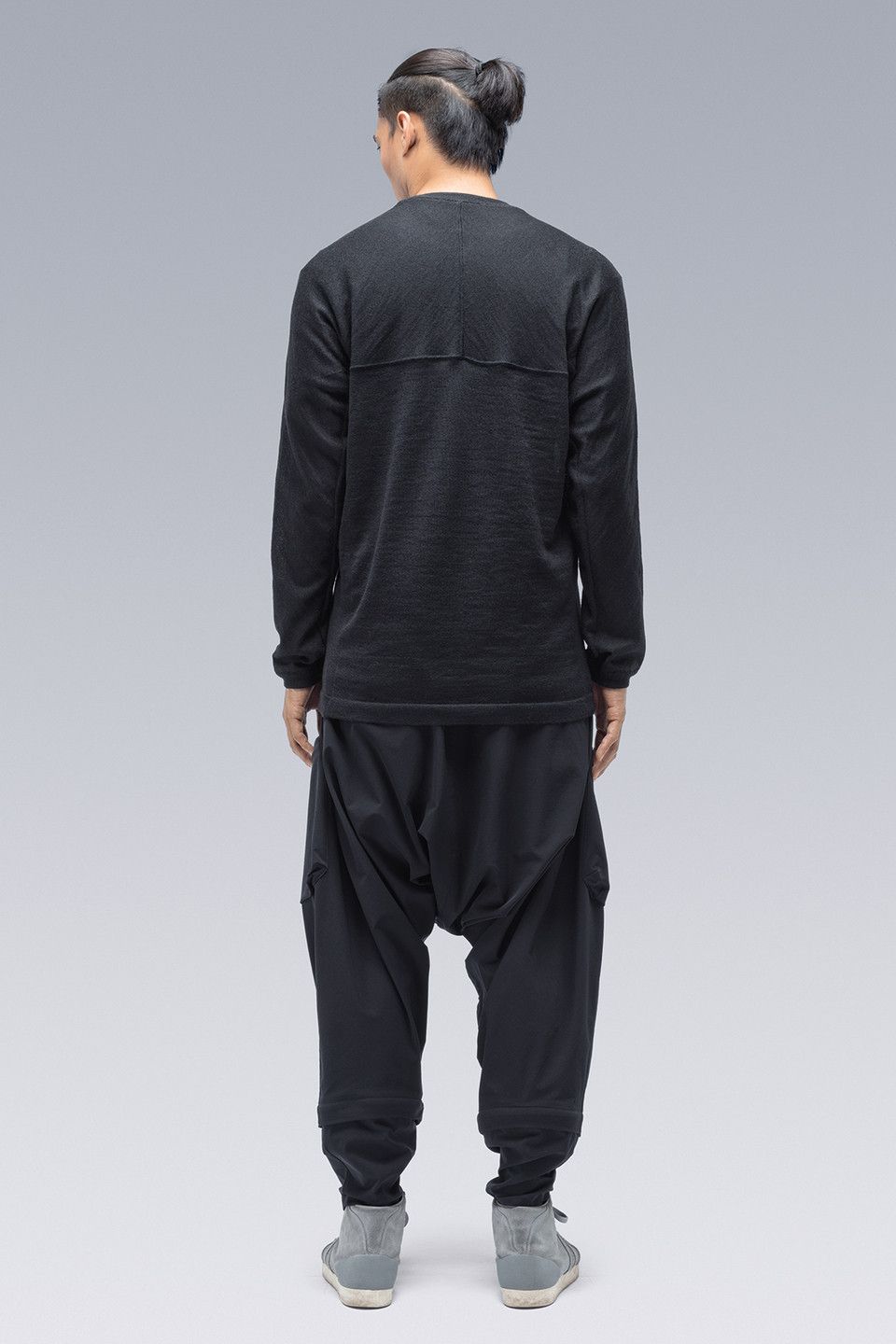 トップス ACRONYM S23-AK ACRONYM CASHLLAMA LONG SLEEVE SWEATER (S23-AK) | HUES 福岡セレクト