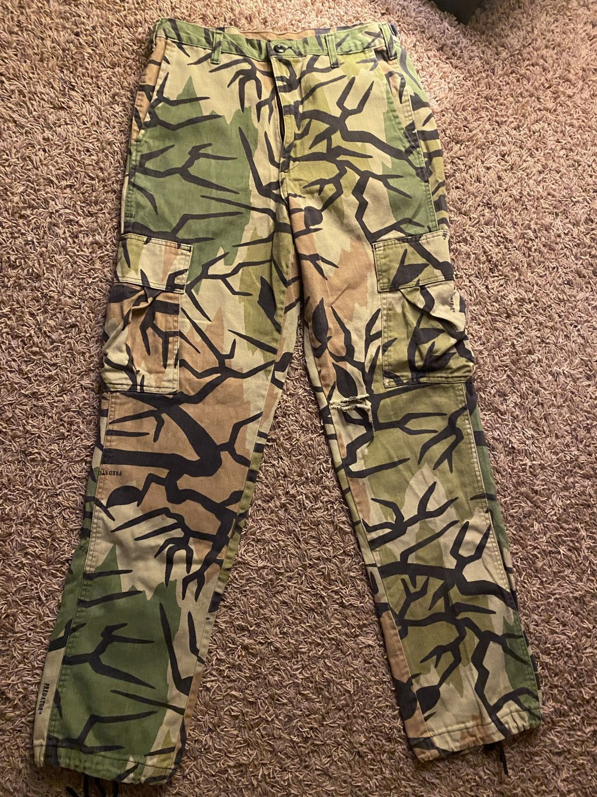 Other Predator cargo pants Size US 30 / EU 46 - 1 Thumbnail