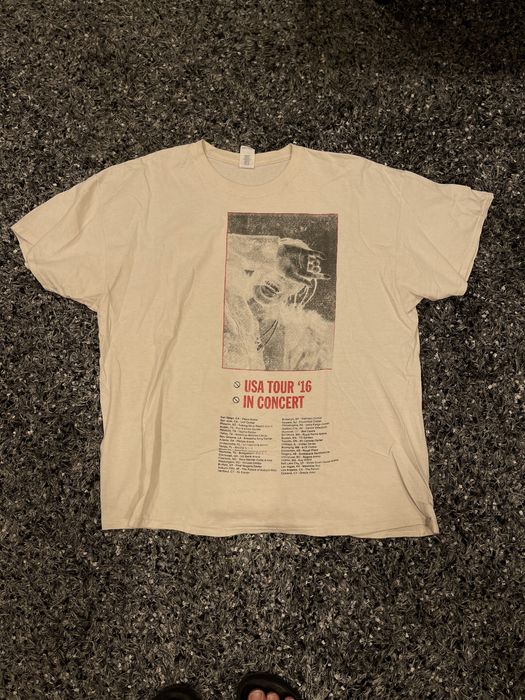 Gildan 2016 Travis Scott Rodeo / XXL T-Shirt | Grailed