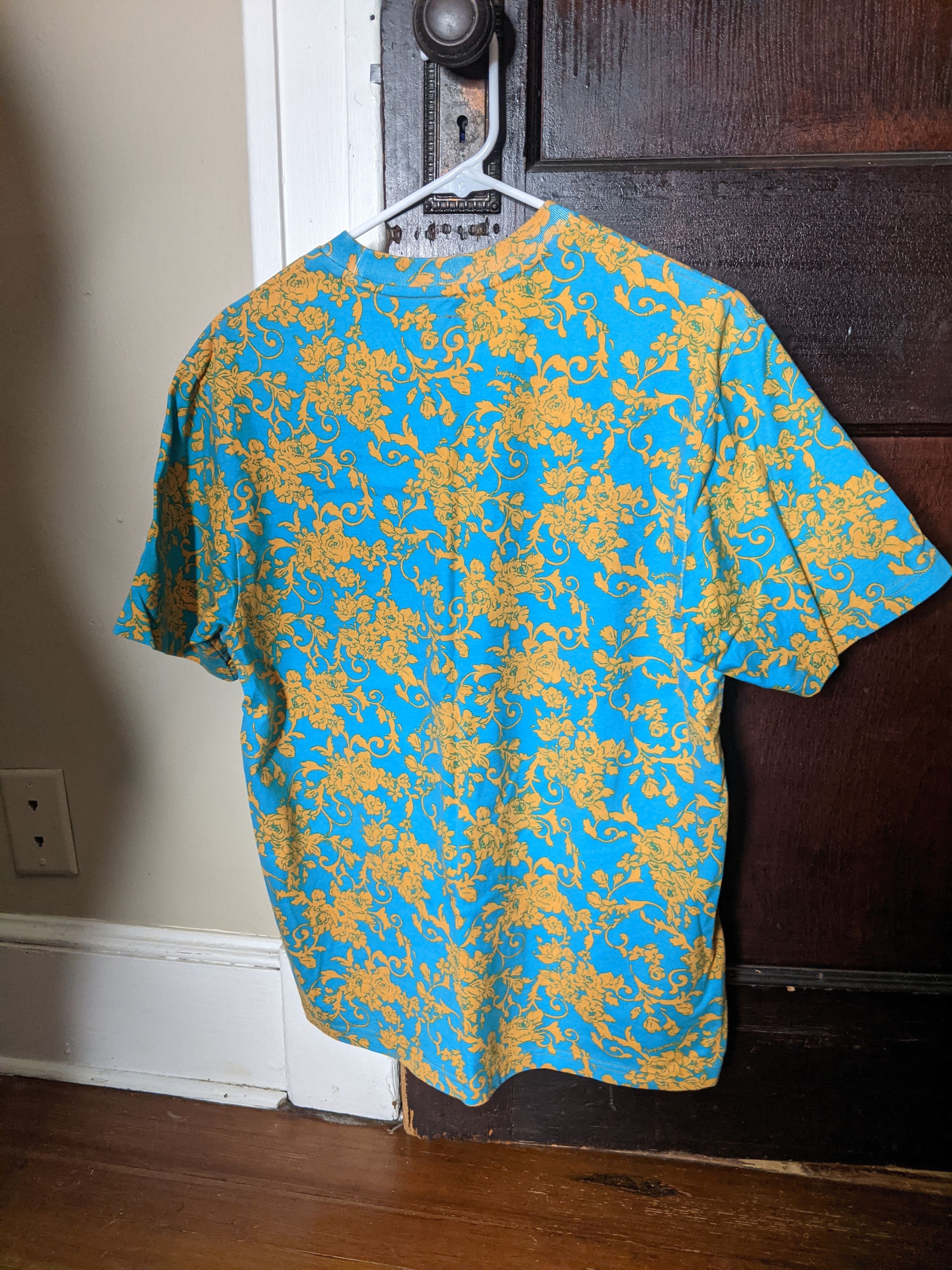 Turquoise floral box logo t-shirt