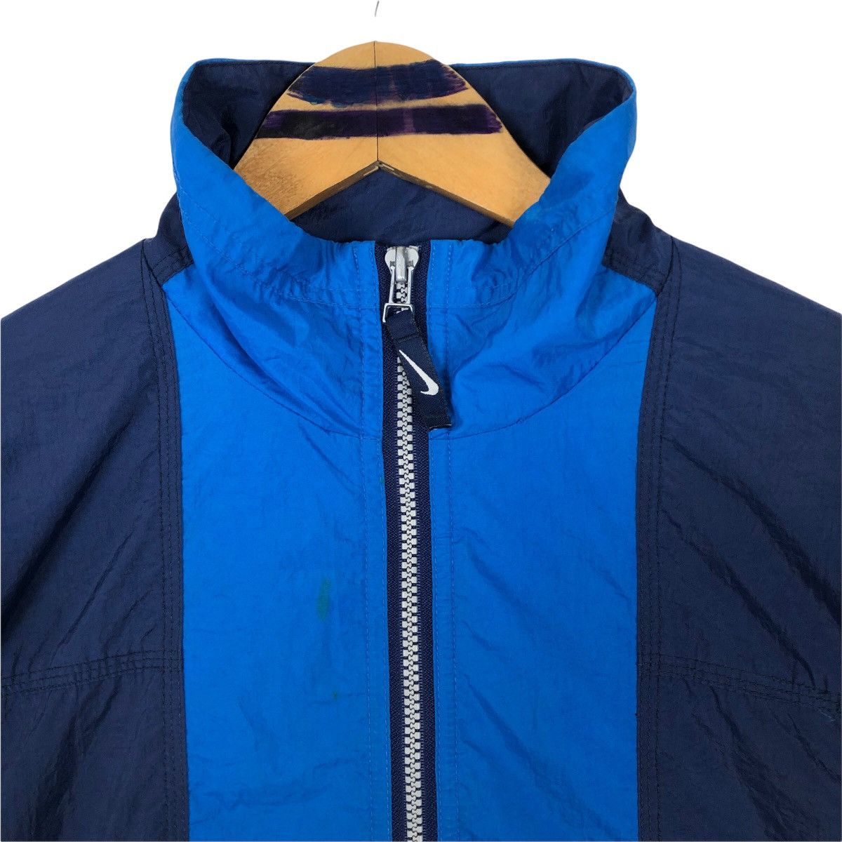 Nike Vintage 90s Nike Swoosh Mock Neck Nylon Windbreaker Jacket Size US L / EU 52-54 / 3 - 7 Thumbnail