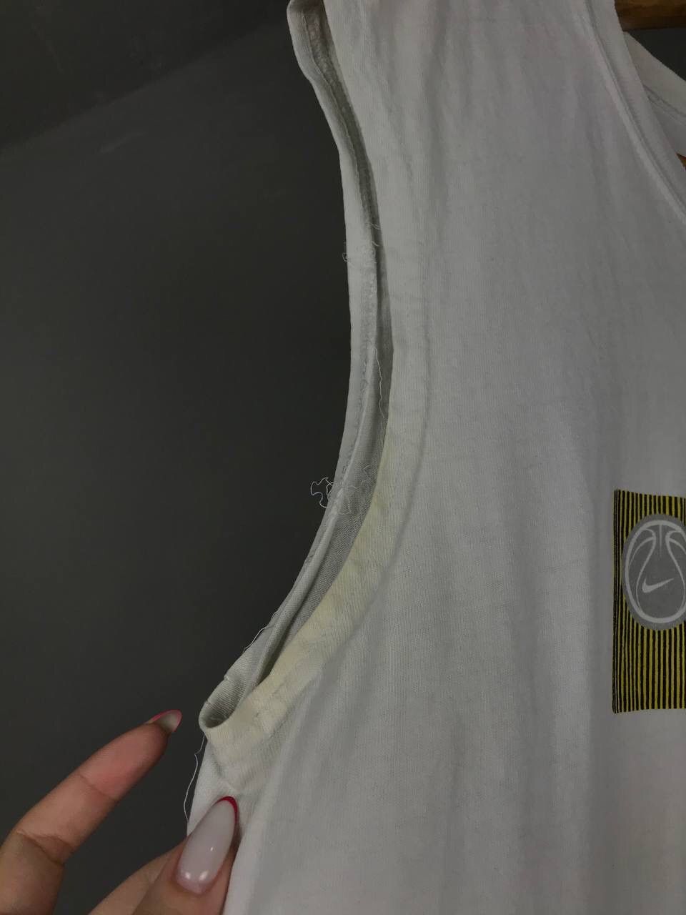Nike × Vintage Nike swoosh streetwear vintage center logo tee Size US M / EU 48-50 / 2 - 5 Thumbnail