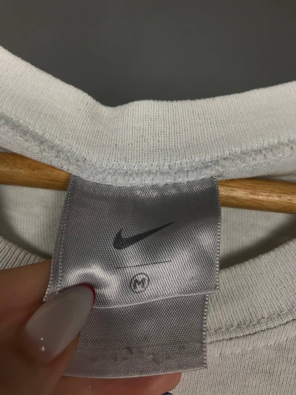 Nike × Vintage Nike swoosh streetwear vintage center logo tee Size US M / EU 48-50 / 2 - 7 Thumbnail