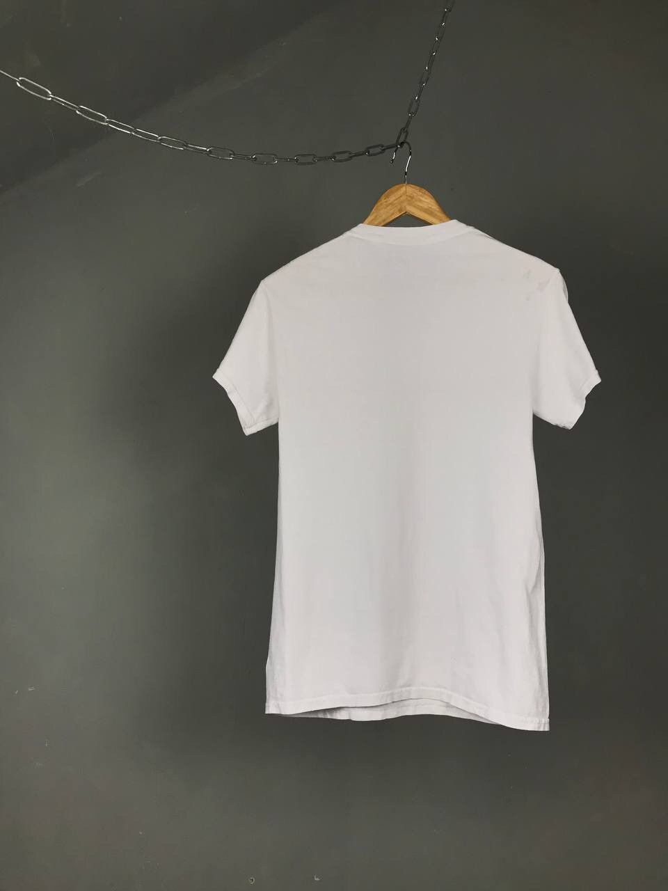 Kendall And Kylie × Kylie Jenner Kylie Cosmetics center logo streetwear tee Size US S / EU 44-46 / 1 - 5 Thumbnail