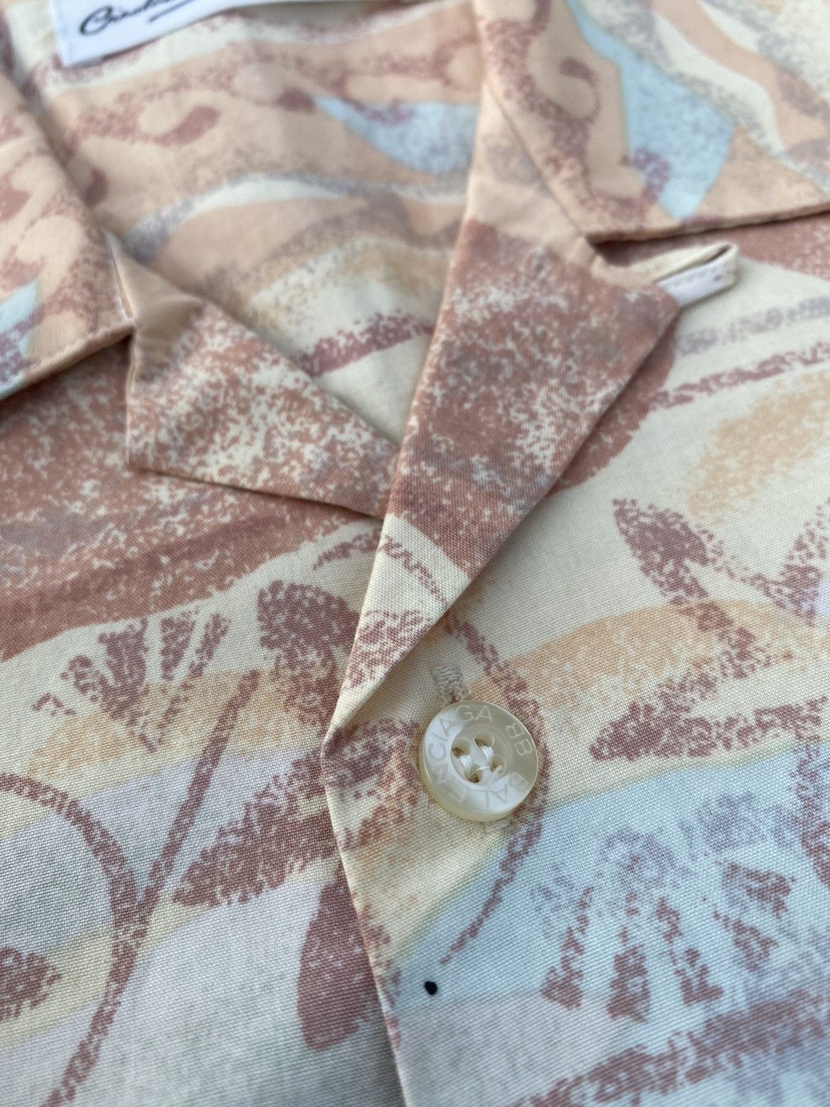 Vintage 💸BINDINGOFFER💸Vintage Cristobal Balenciaga Motif Shirt Size US M / EU 48-50 / 2 - 6 Thumbnail