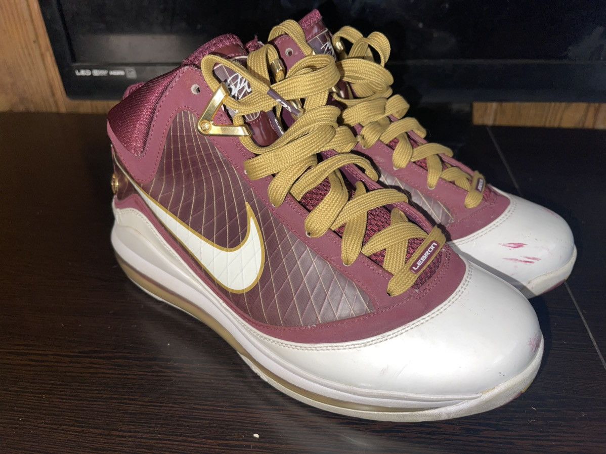 Christ The King High School Gets Two Nike LeBron 22 PEs, image size:1198x898