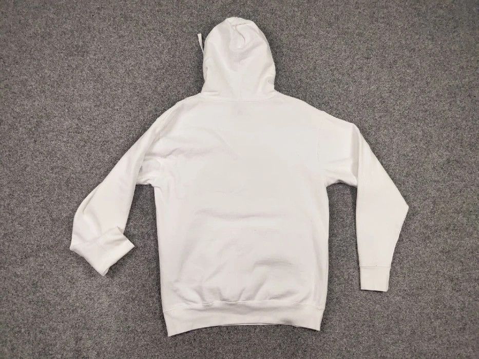 Independent Truck Co. Vintage Happiest Fox Juniperfoxx Independent White Hoodie Size US L / EU 52-54 / 3 - 7 Thumbnail