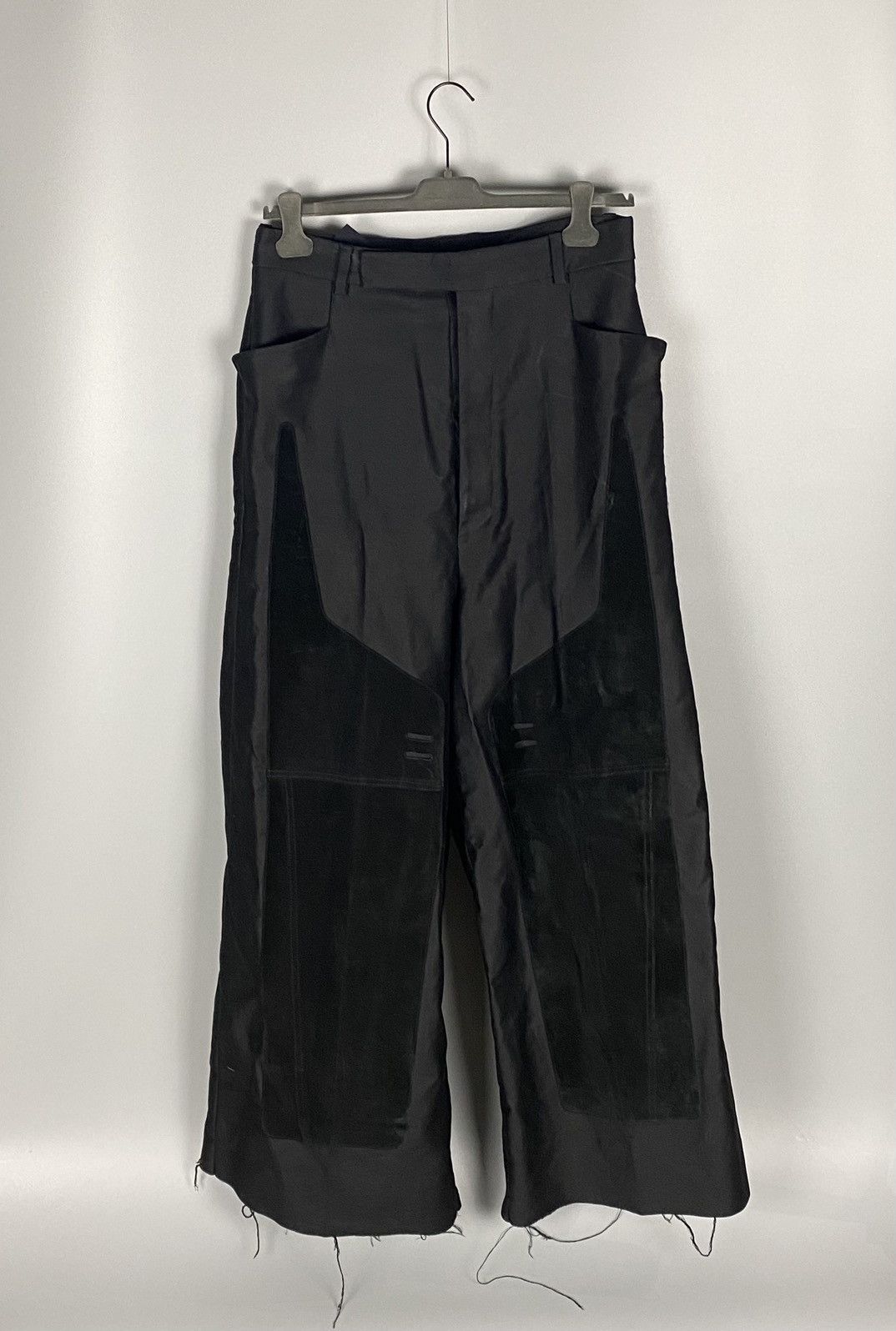 Rick Owens FW19 ‘LARRY’ Black/Black Suede Patch Larry Trousers Size US 36 / EU 52 - 1 Thumbnail