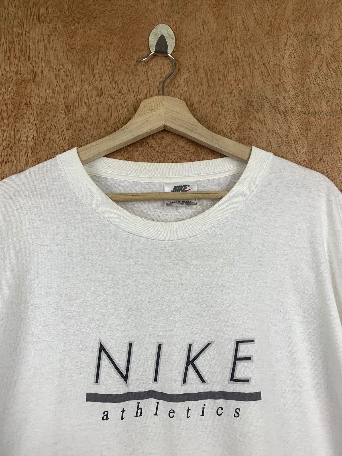 Nike 🔥VINTAGE 90’s NIKE ATHLETIC WHITE T-SHIRT Size US L / EU 52-54 / 3 - 4 Thumbnail