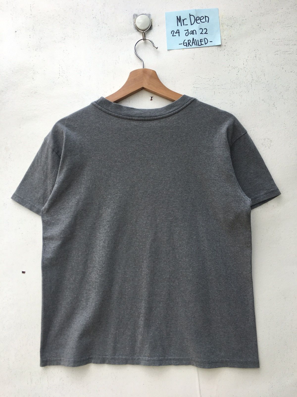 Nike Vintage Nike Spellout Logo Tshirt Size US XS / EU 42 / 0 - 10 Thumbnail