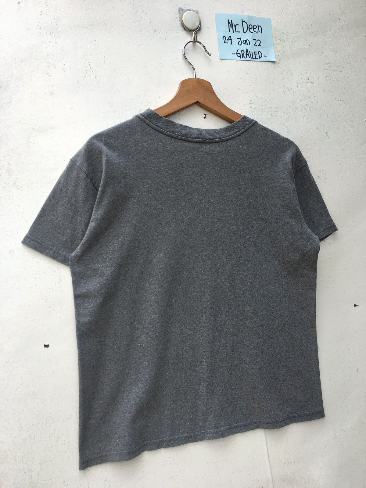 Nike Vintage Nike Spellout Logo Tshirt Size US XS / EU 42 / 0 - 11 Thumbnail