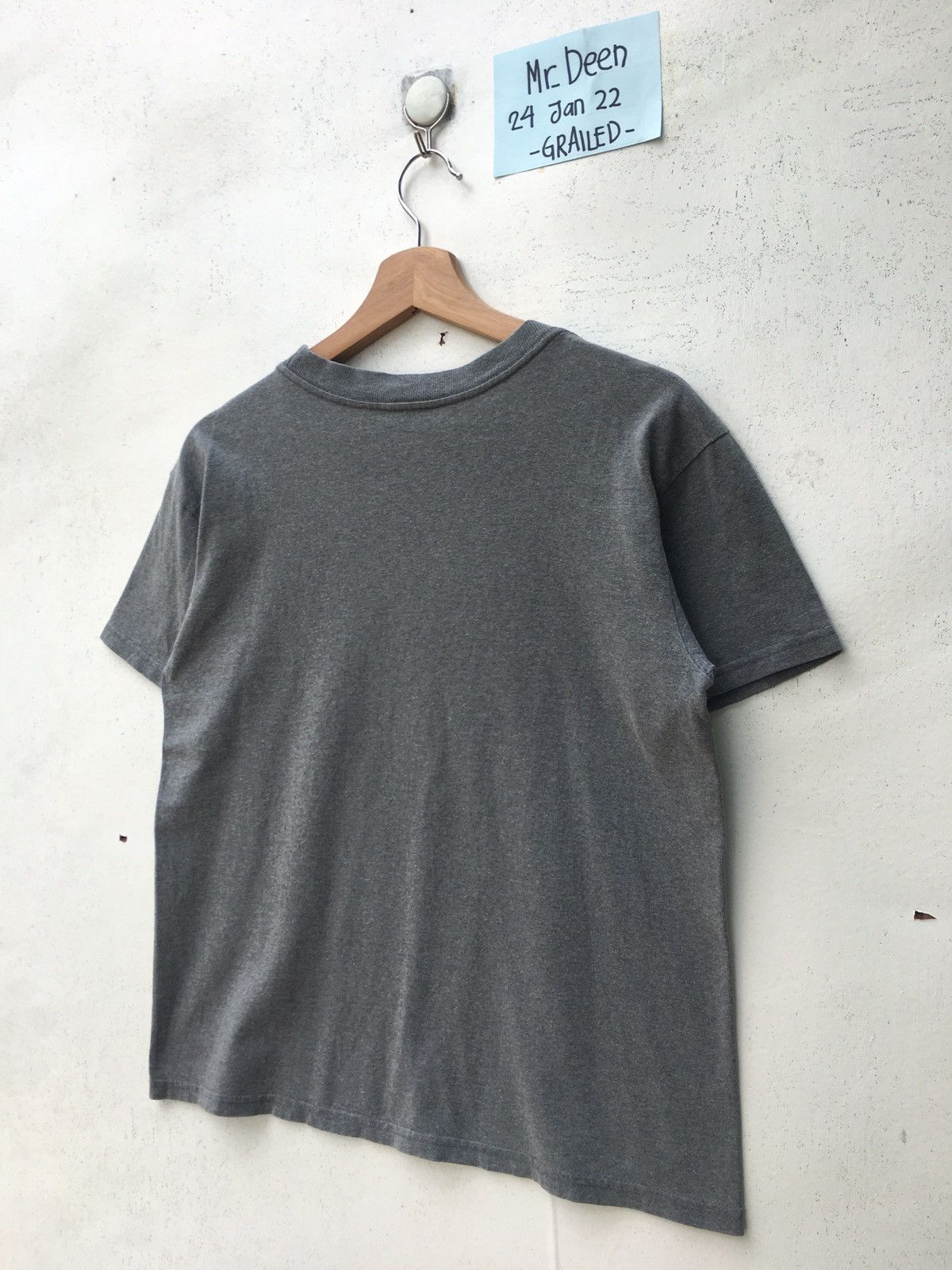 Nike Vintage Nike Spellout Logo Tshirt Size US XS / EU 42 / 0 - 12 Thumbnail