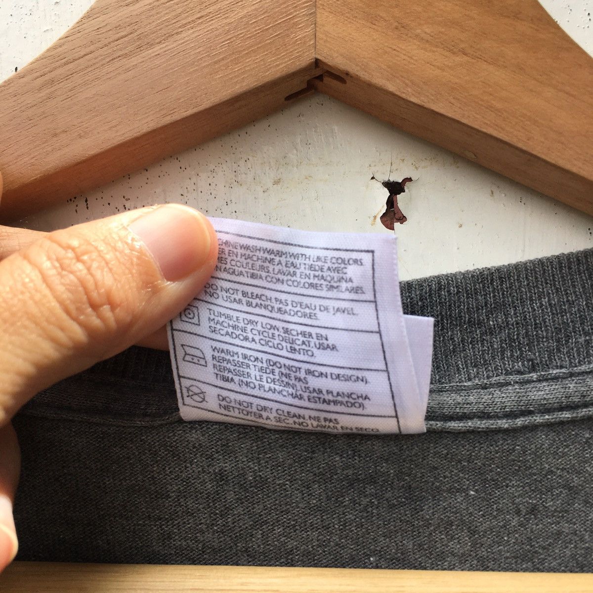 Nike Vintage Nike Spellout Logo Tshirt Size US XS / EU 42 / 0 - 9 Thumbnail