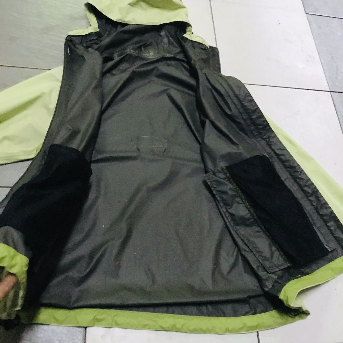 Goretex × Japanese Brand final drop goretex japanse brand outdoor life rain sweater Size US S / EU 44-46 / 1 - 11 Thumbnail
