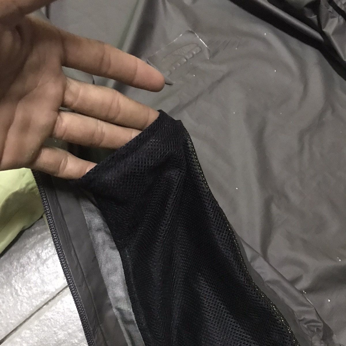 Goretex × Japanese Brand final drop goretex japanse brand outdoor life rain sweater Size US S / EU 44-46 / 1 - 13 Thumbnail