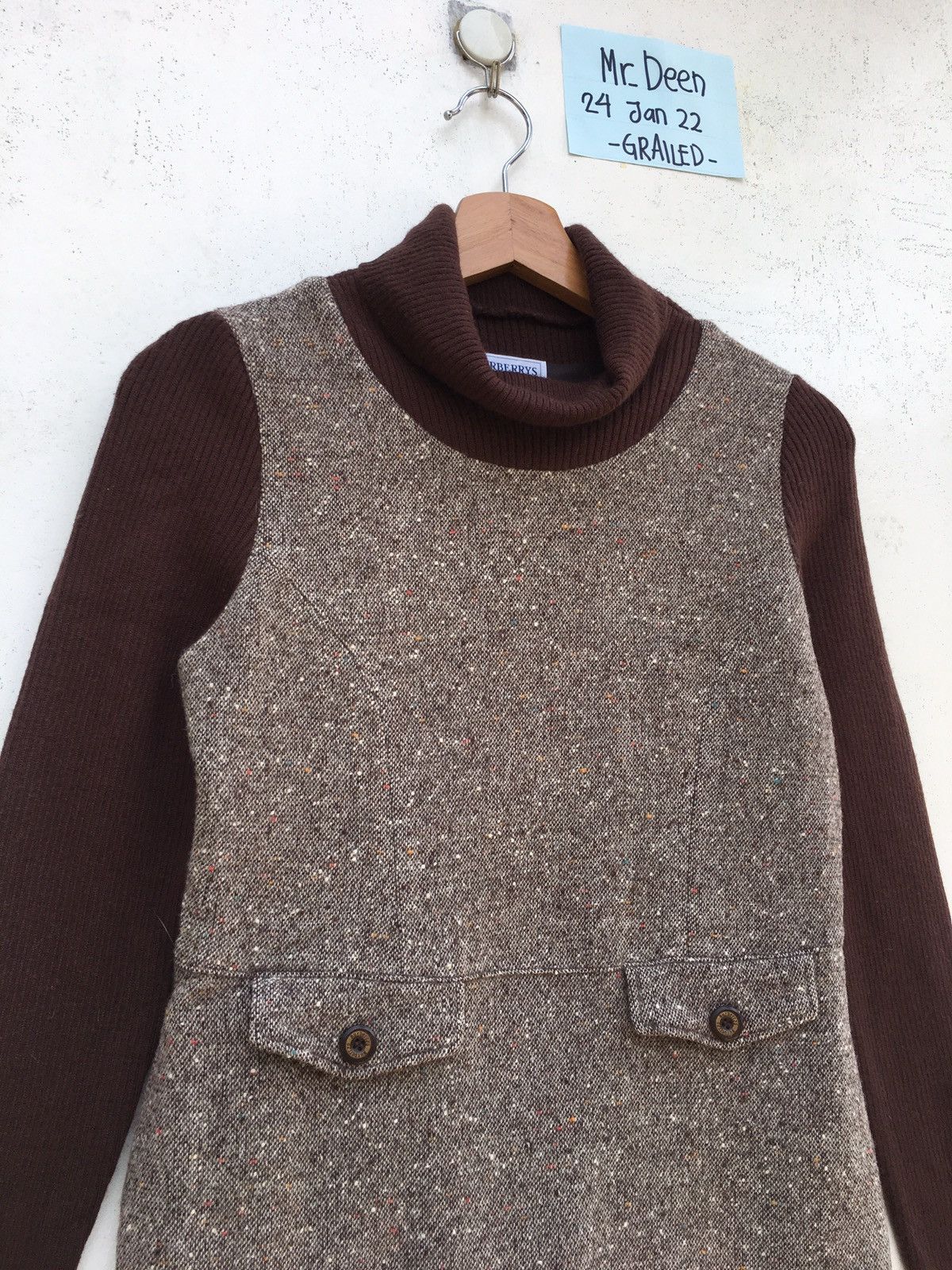 Burberry Vintage 90s Burberry High Neck Wool Blouse Size S / US 4 / IT 40 - 5 Thumbnail