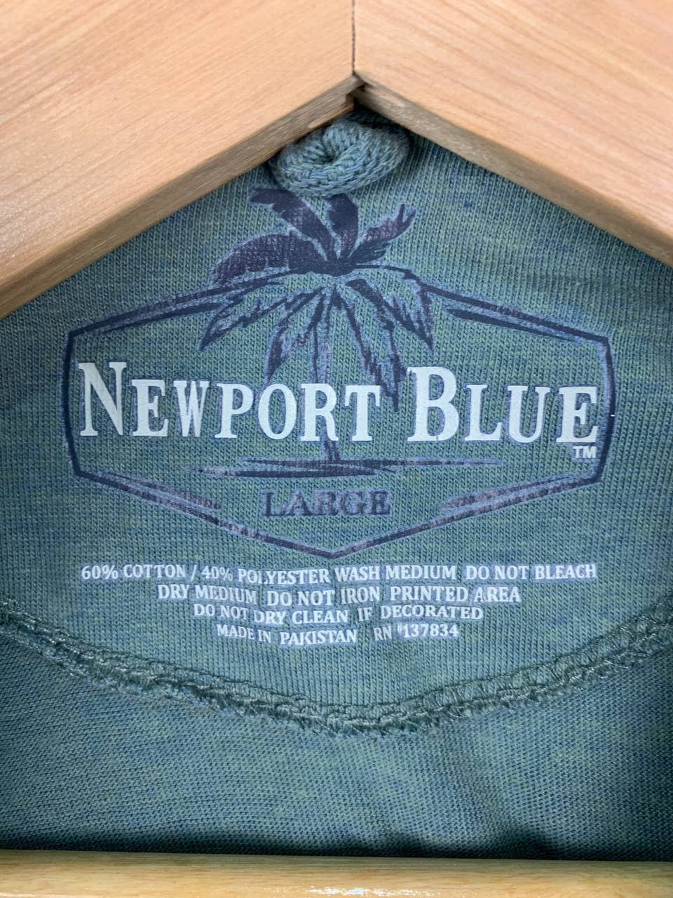Bass Pro Shops Vtg Fish Graphics Fishing Brand Nature Earth Photo Tee Size US L / EU 52-54 / 3 - 4 Thumbnail