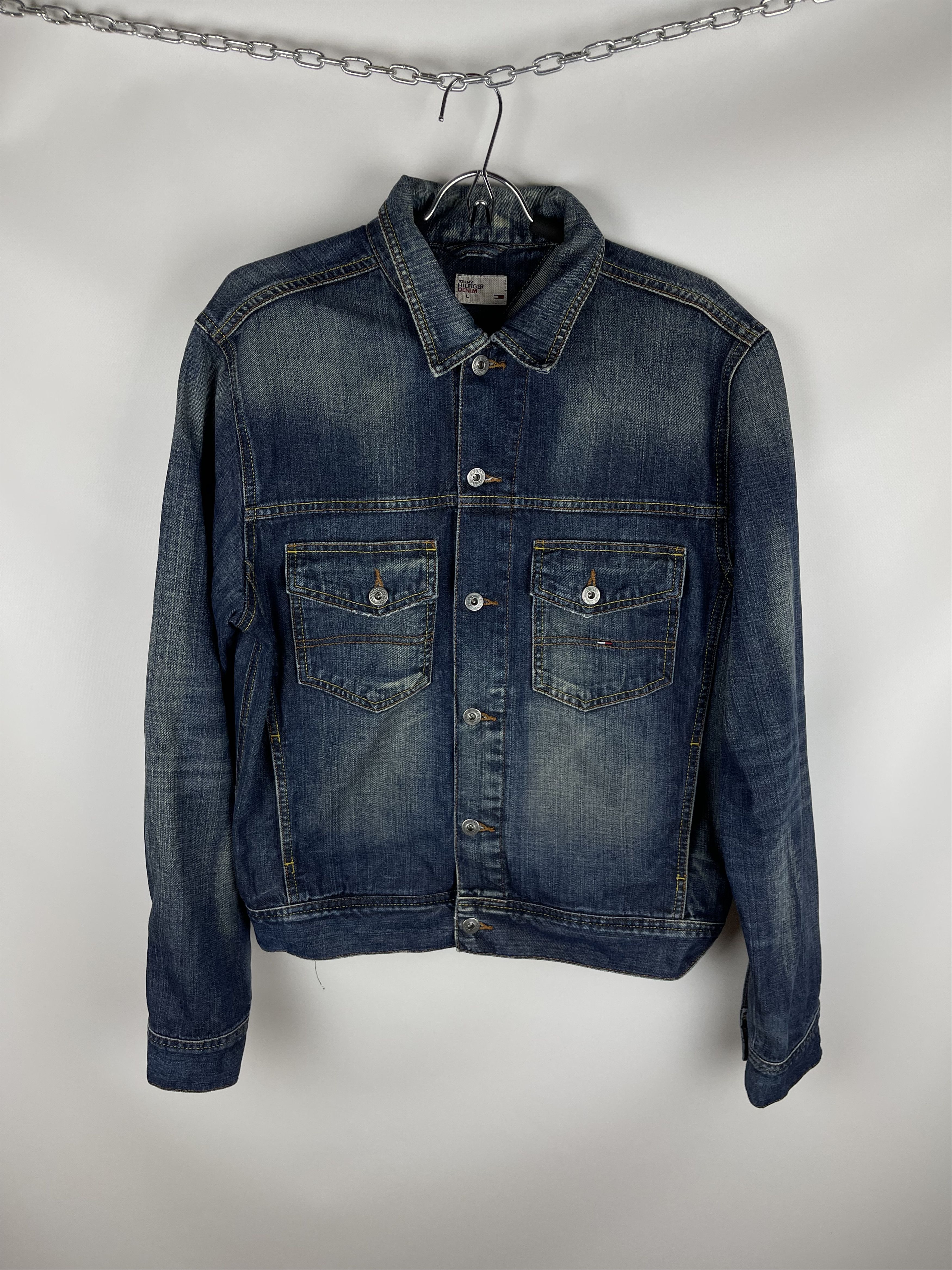 Tommy Hilfiger Tommy Hilfiger denim vintage small logo jeans jacket Size US L / EU 52-54 / 3 - 1 Thumbnail