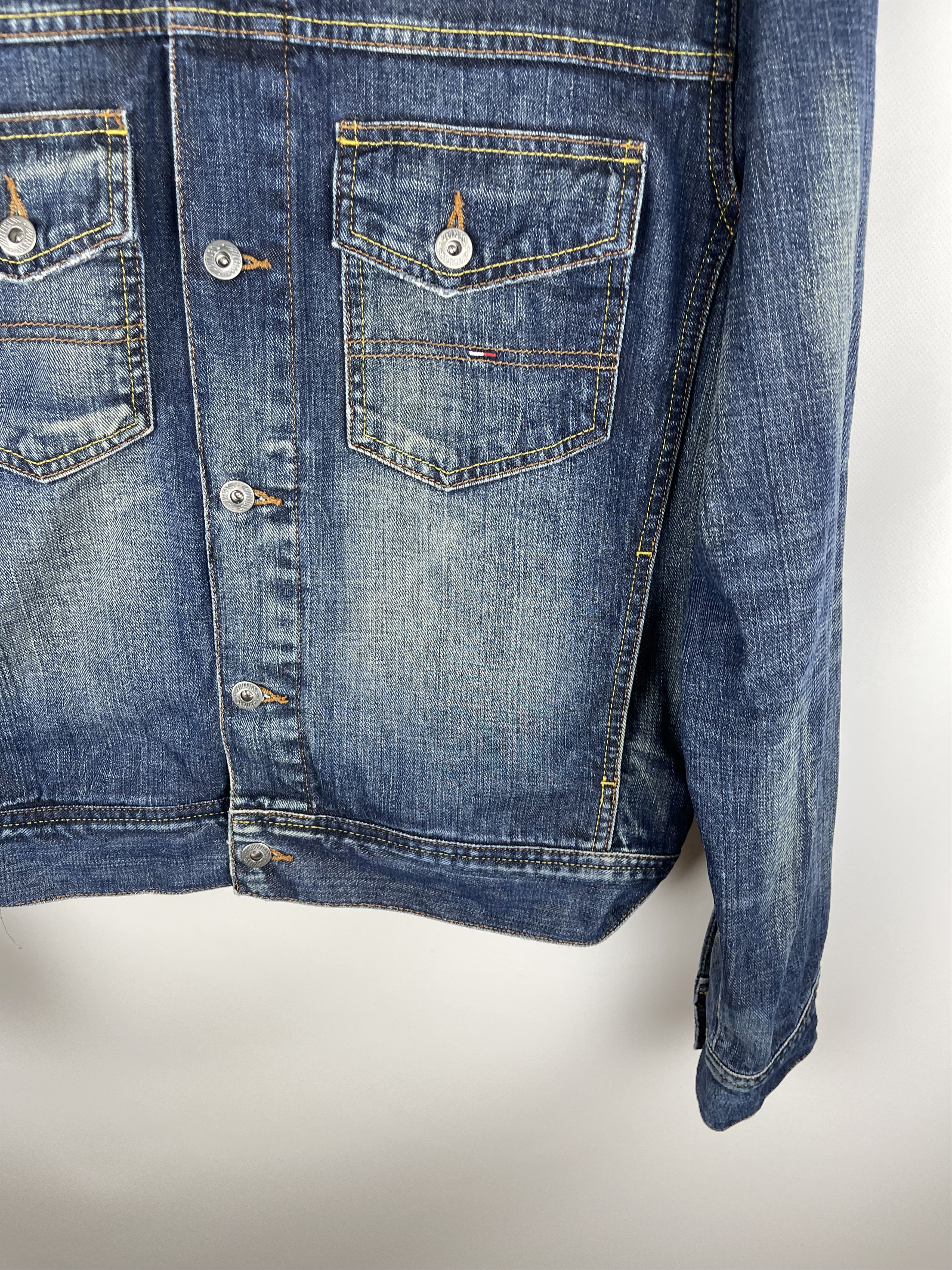 Tommy Hilfiger Tommy Hilfiger denim vintage small logo jeans jacket Size US L / EU 52-54 / 3 - 5 Thumbnail