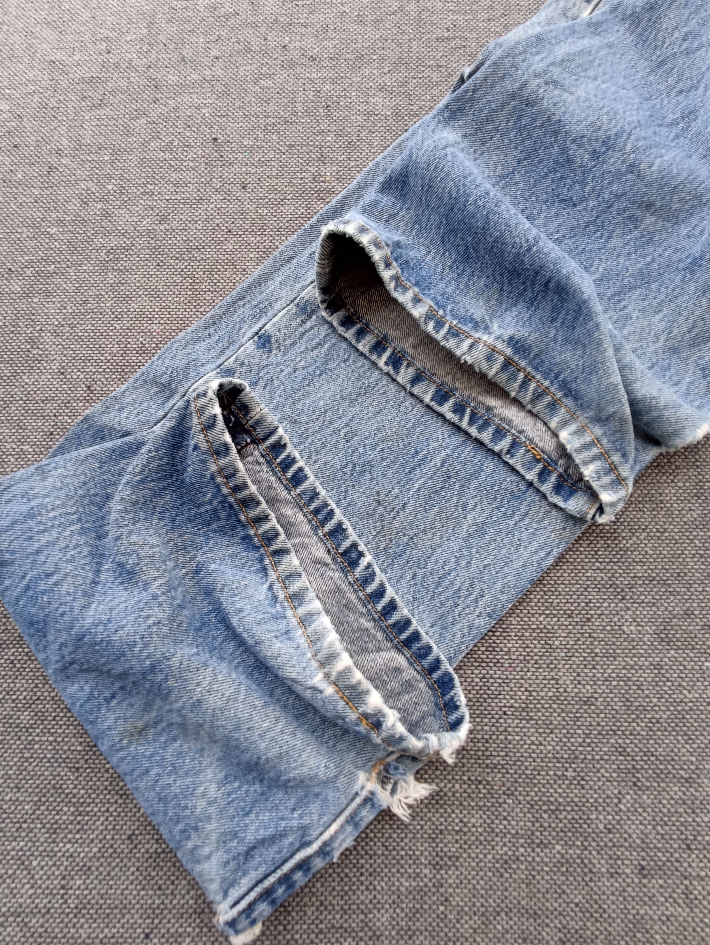 Jean × Levi's × Vintage Vintage Levis 501 Distressed Denim - J213 Size US 35 - 8 Thumbnail