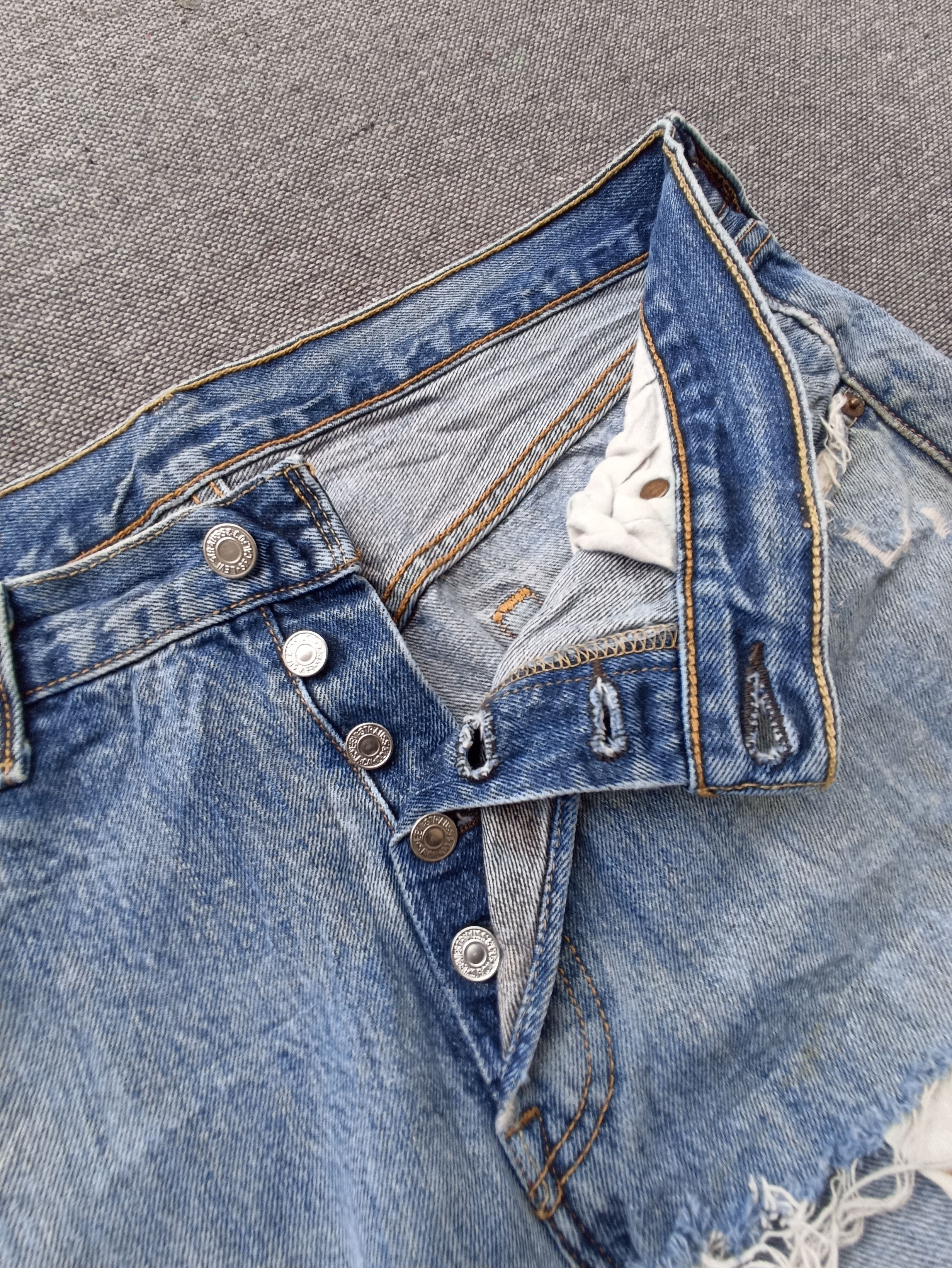 Jean × Levi's × Vintage Vintage Levis 501 Distressed Denim - J213 Size US 35 - 3 Thumbnail